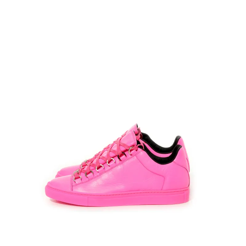 Sneaker in Pink sold by MARAIS
