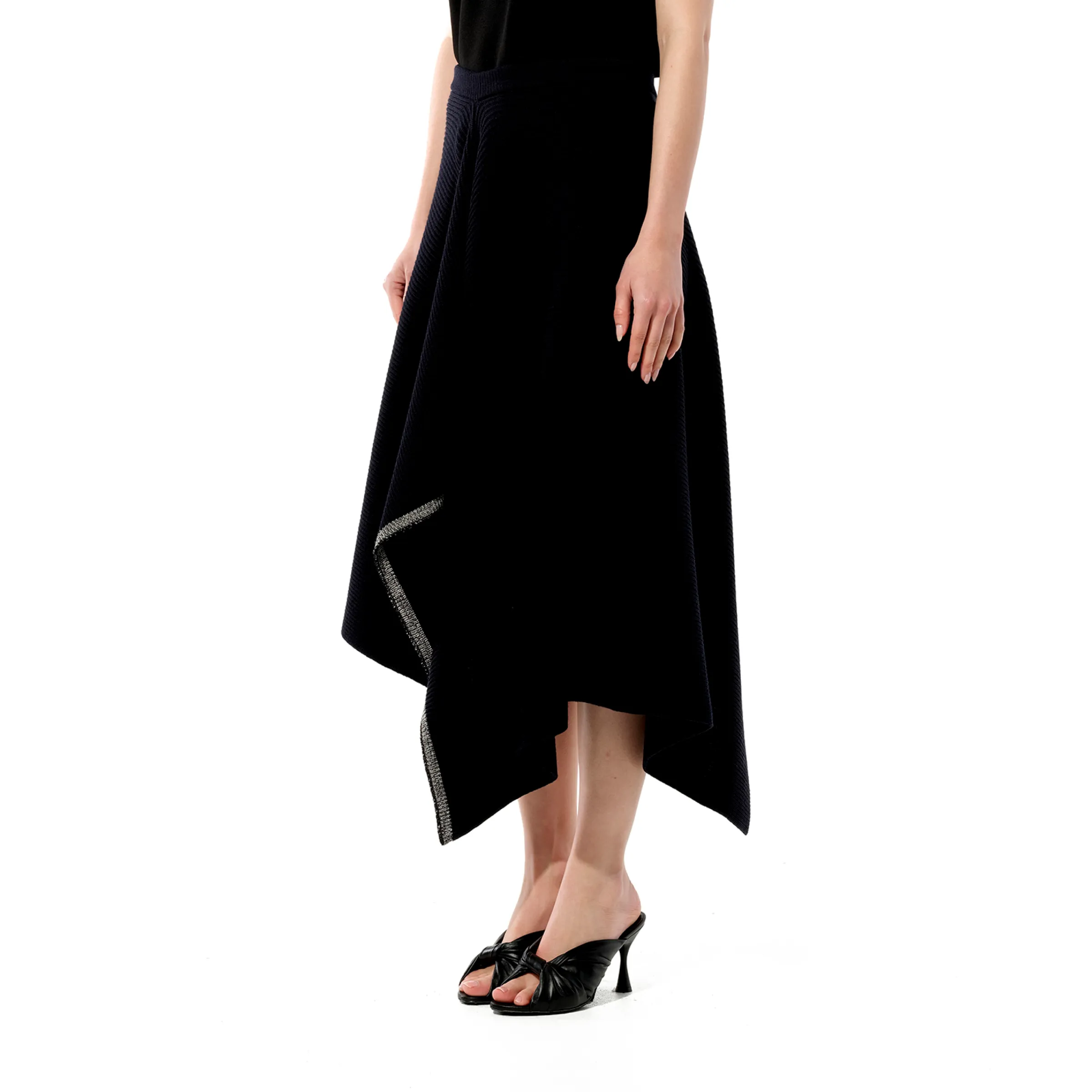 Skirt in Black sold by MARAIS product image thumbnail 5