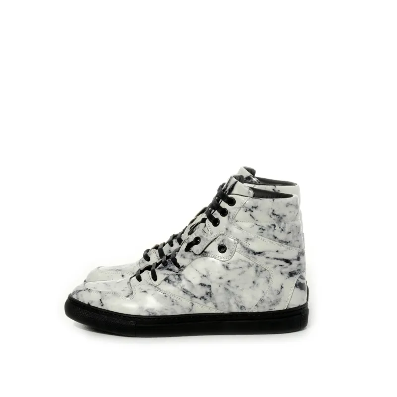 Sneaker Pelle in White/Black sold by MARAIS
