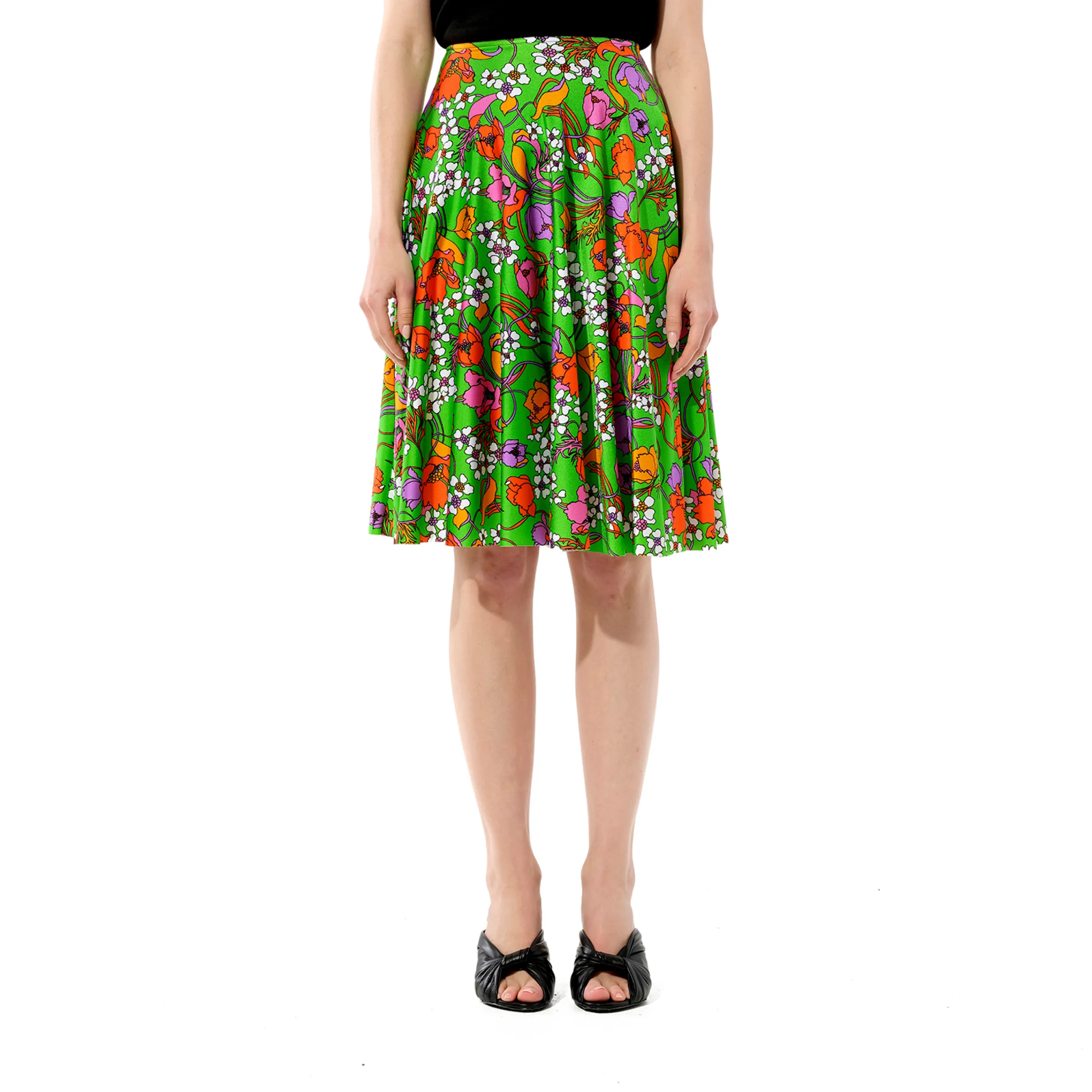 Coq Skirt in Vert sold by MARAIS