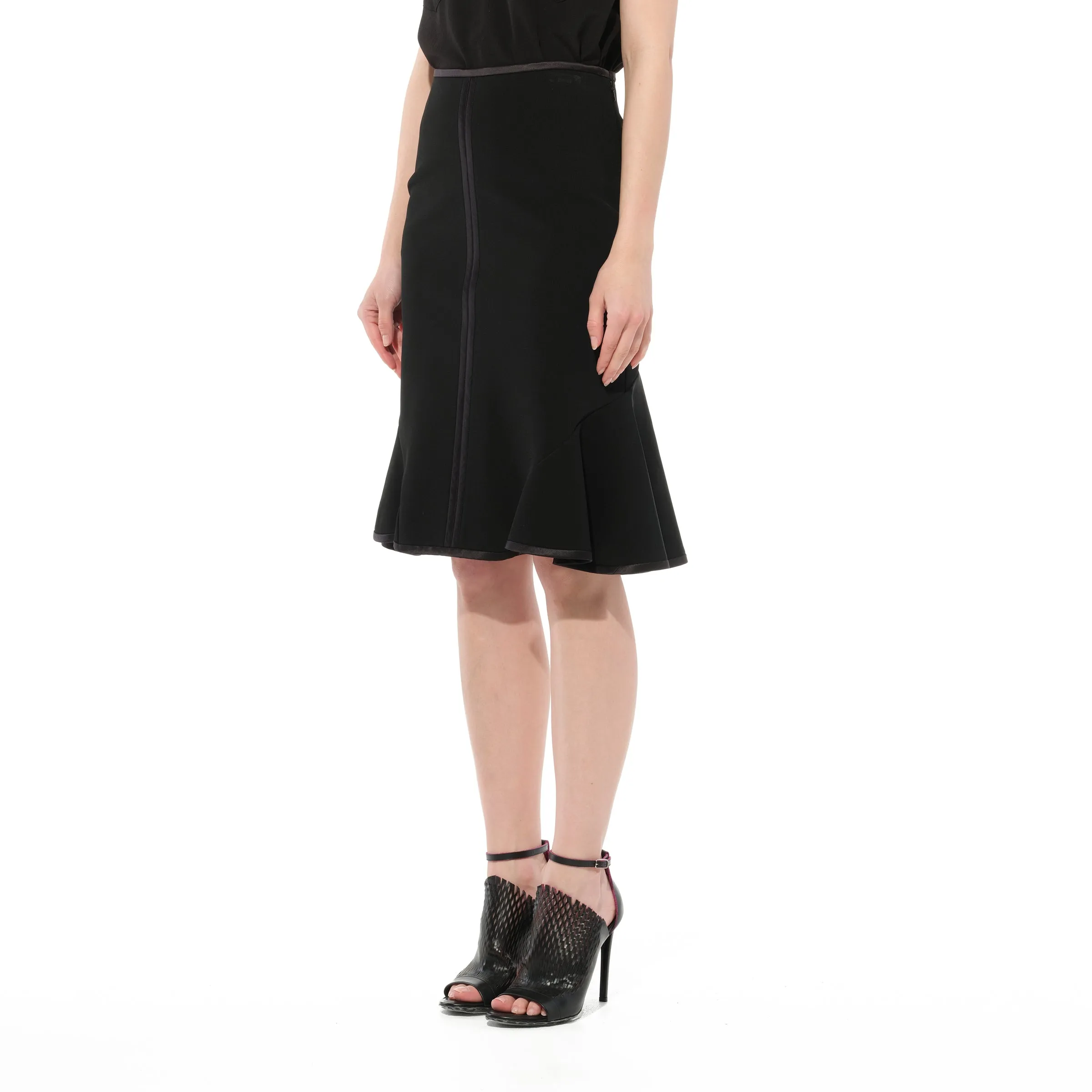Classic Short Skirts in Black sold by MARAIS product image thumbnail 5