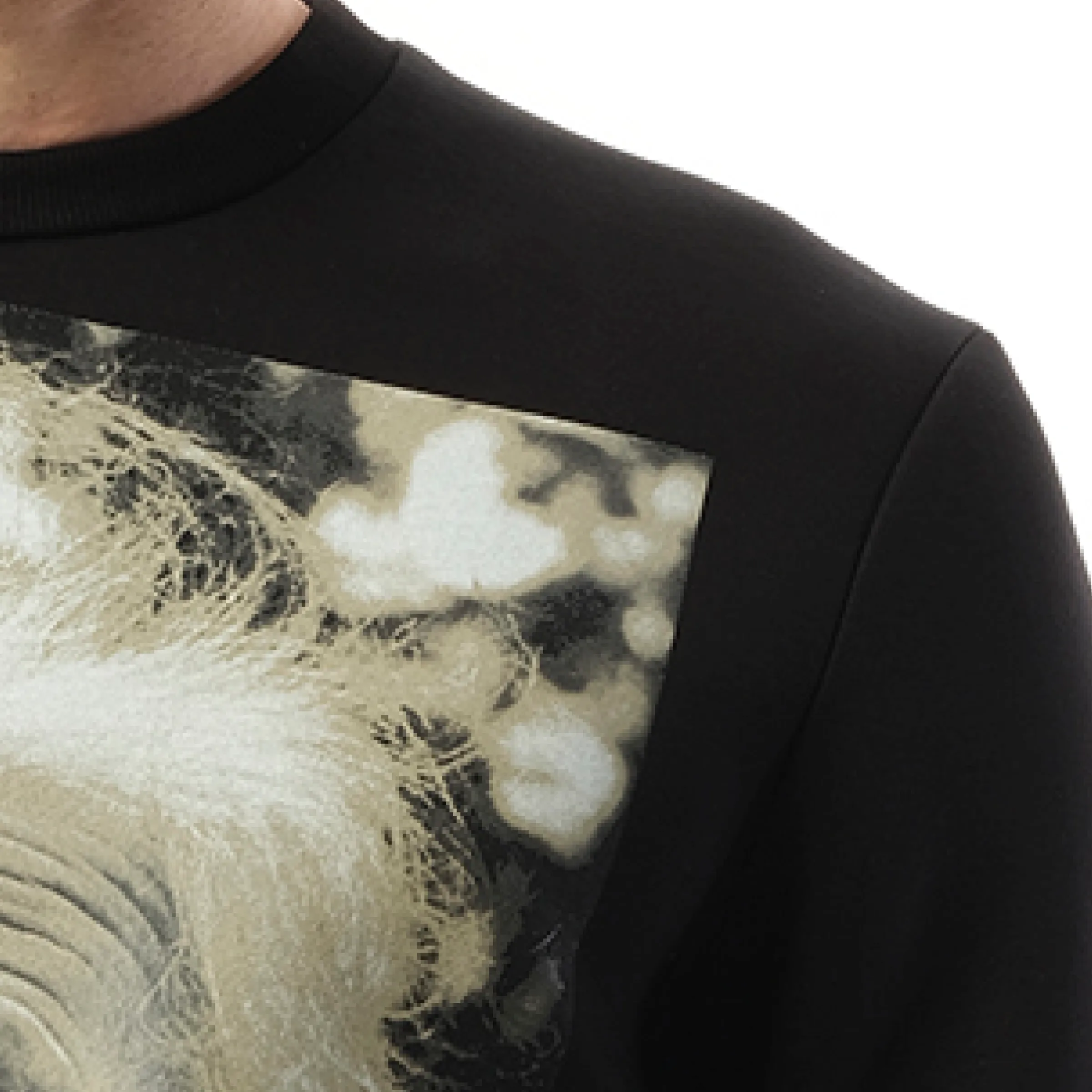 Sweatshirt in Black sold by MARAIS product image thumbnail 2