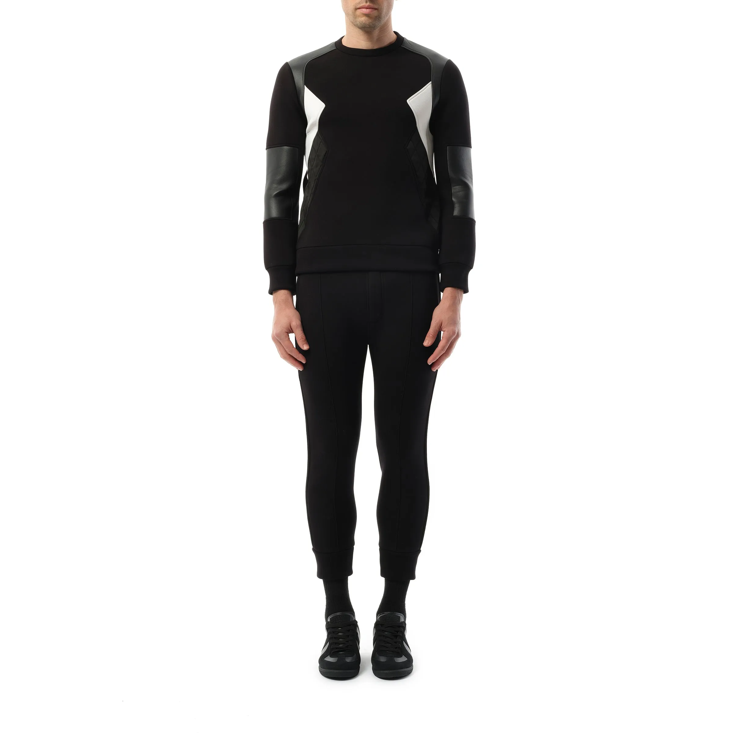 Sweatshirt in Black sold by MARAIS product image thumbnail 4