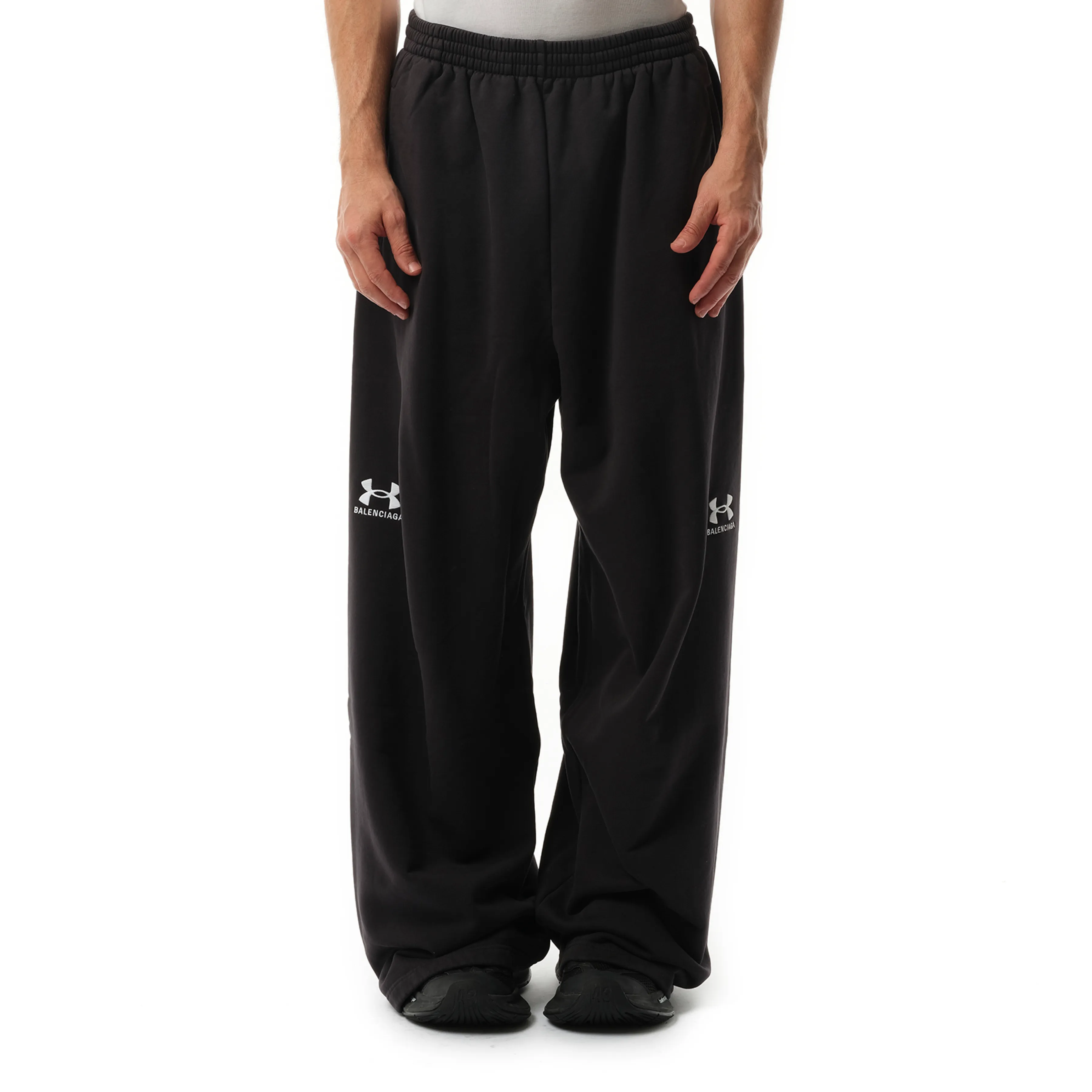 Under Armour Baggy Sweatpants in Washed Black/White sold by MARAIS