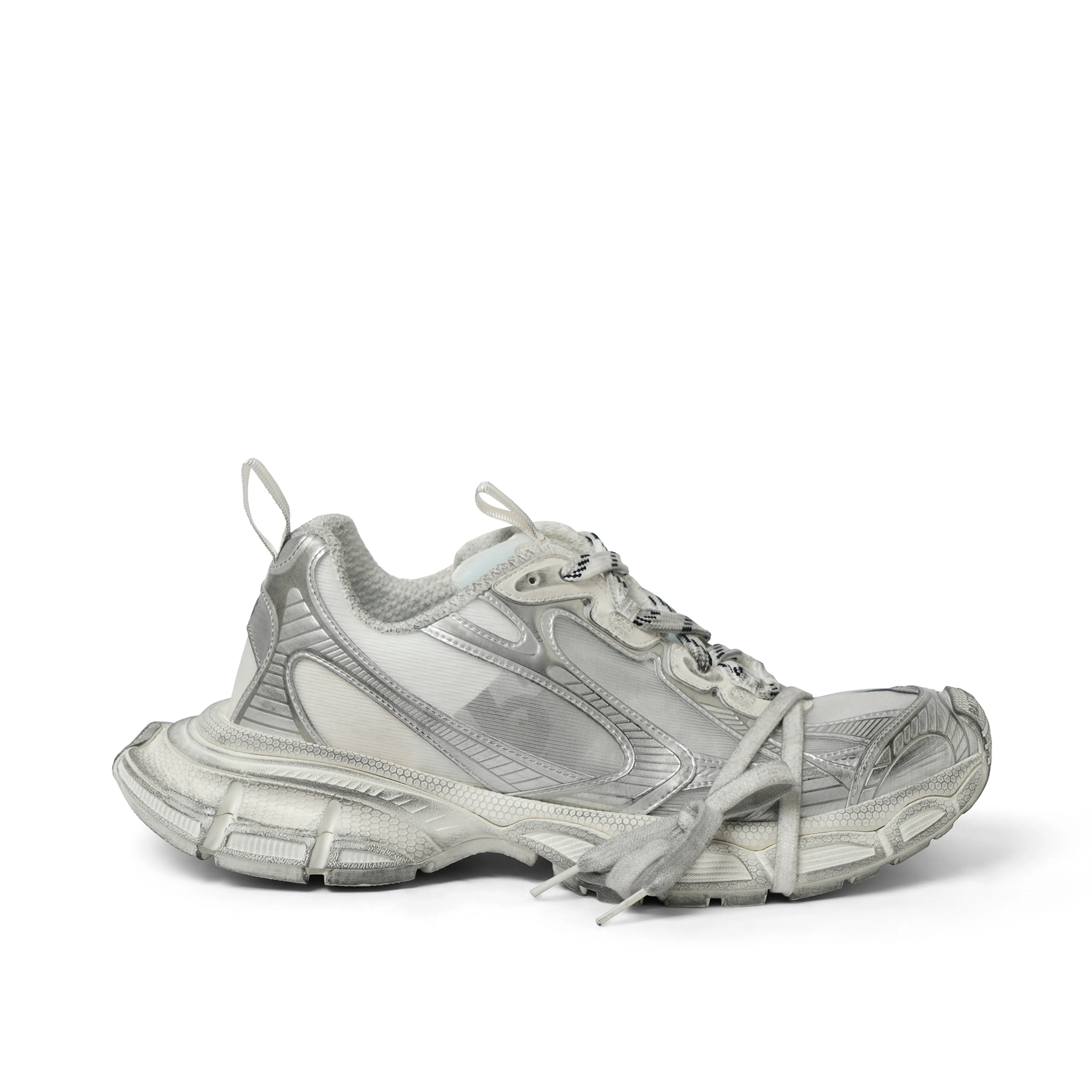 3XL Sneaker in White/Silver sold by MARAIS