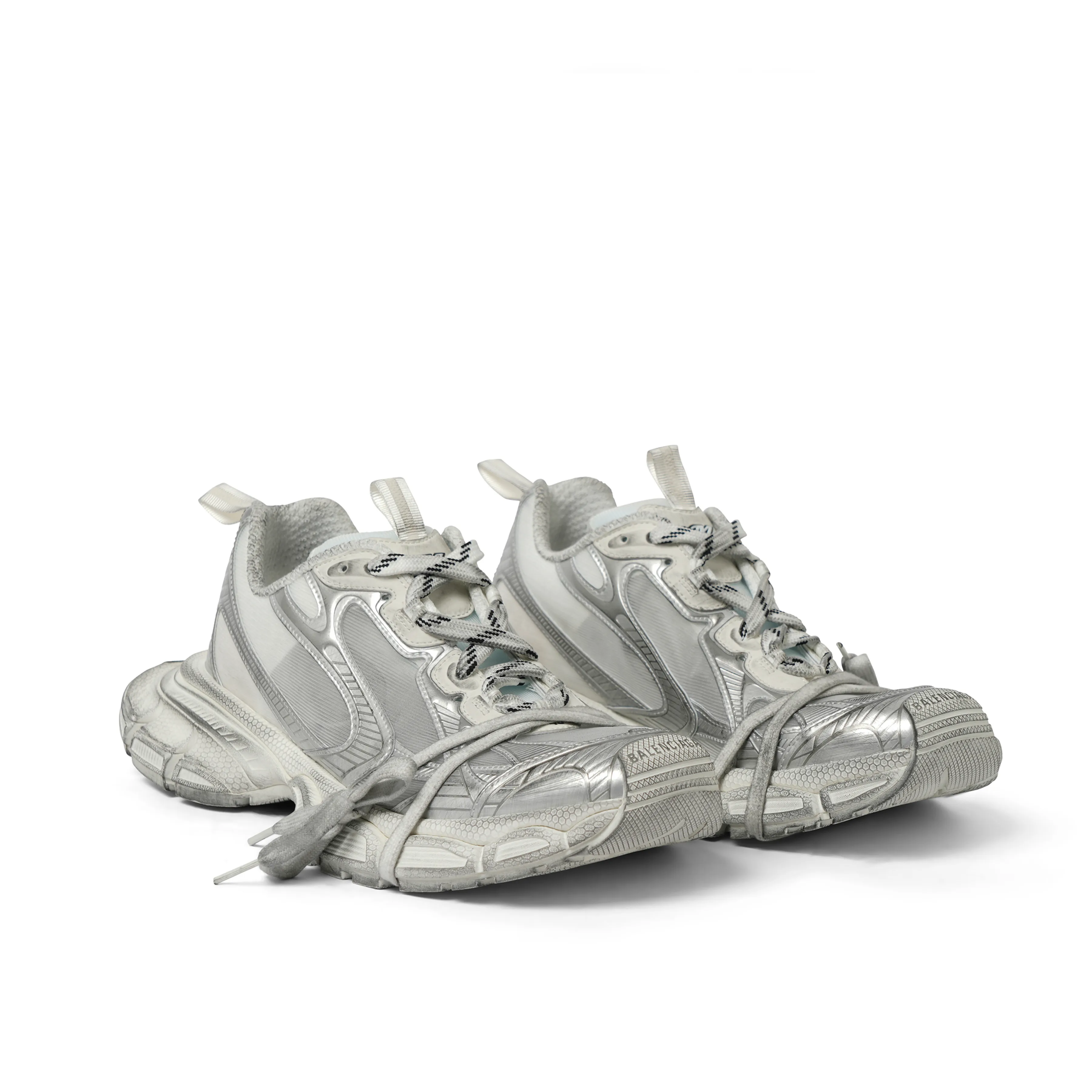3XL Sneaker in White/Silver sold by MARAIS product image thumbnail 2