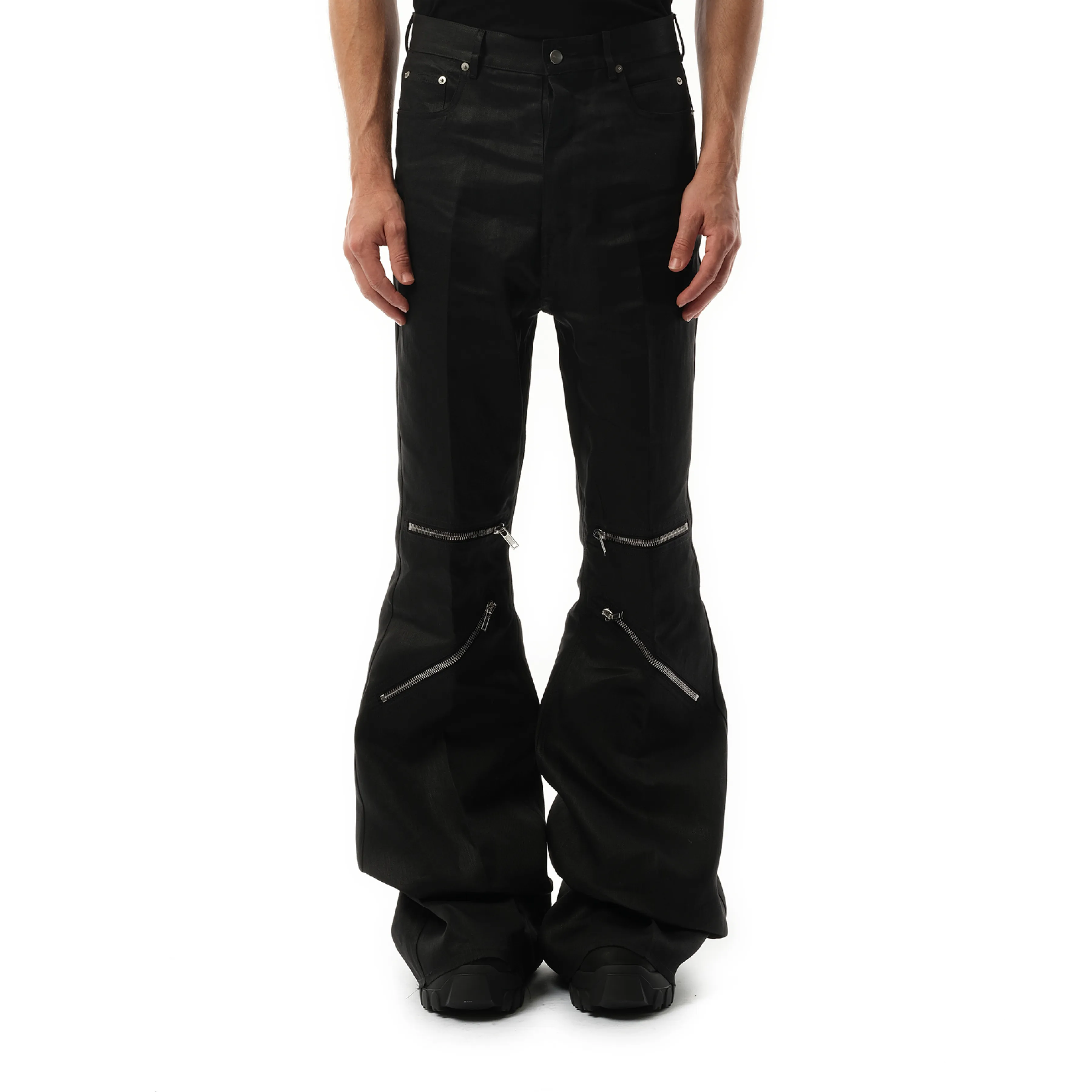 Bolan Cargo in Black sold by MARAIS