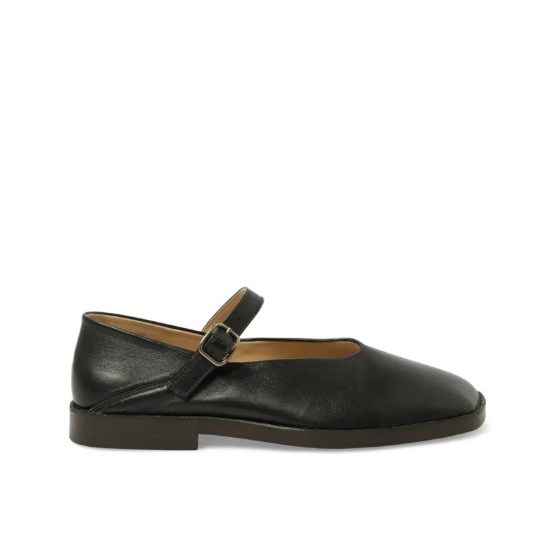 Ballerina Shoes in Black sold by MARAIS
