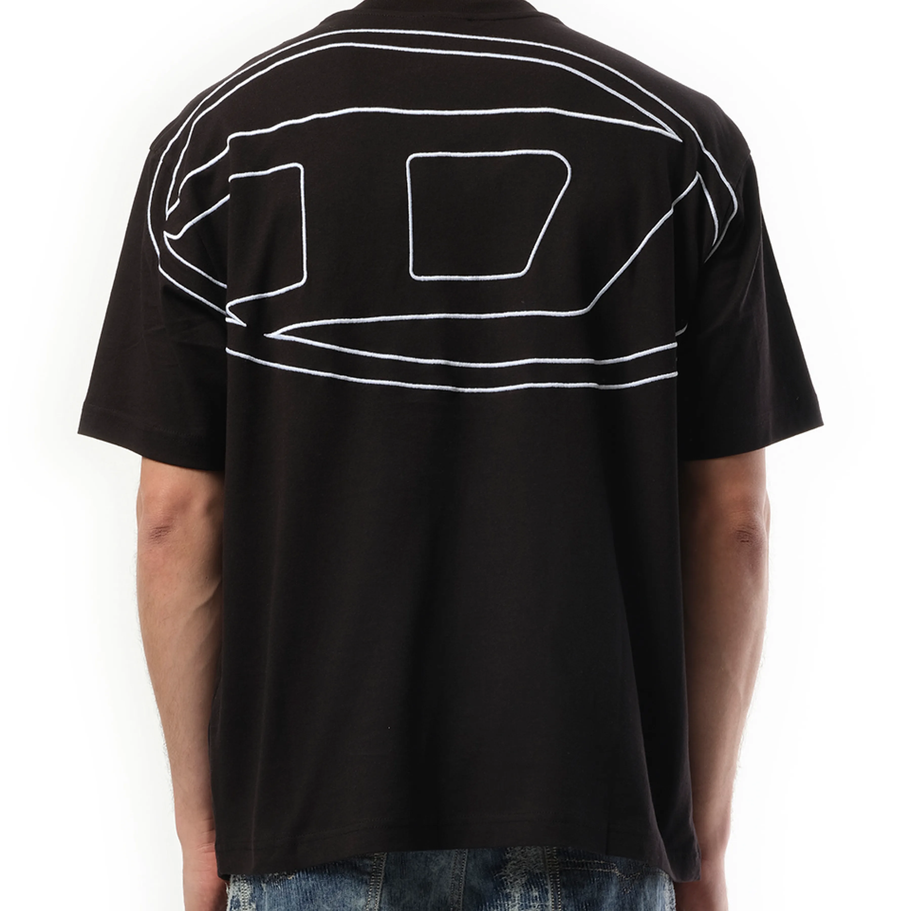 T-Boggy Oval D T-Shirt in Black sold by MARAIS product image thumbnail 3