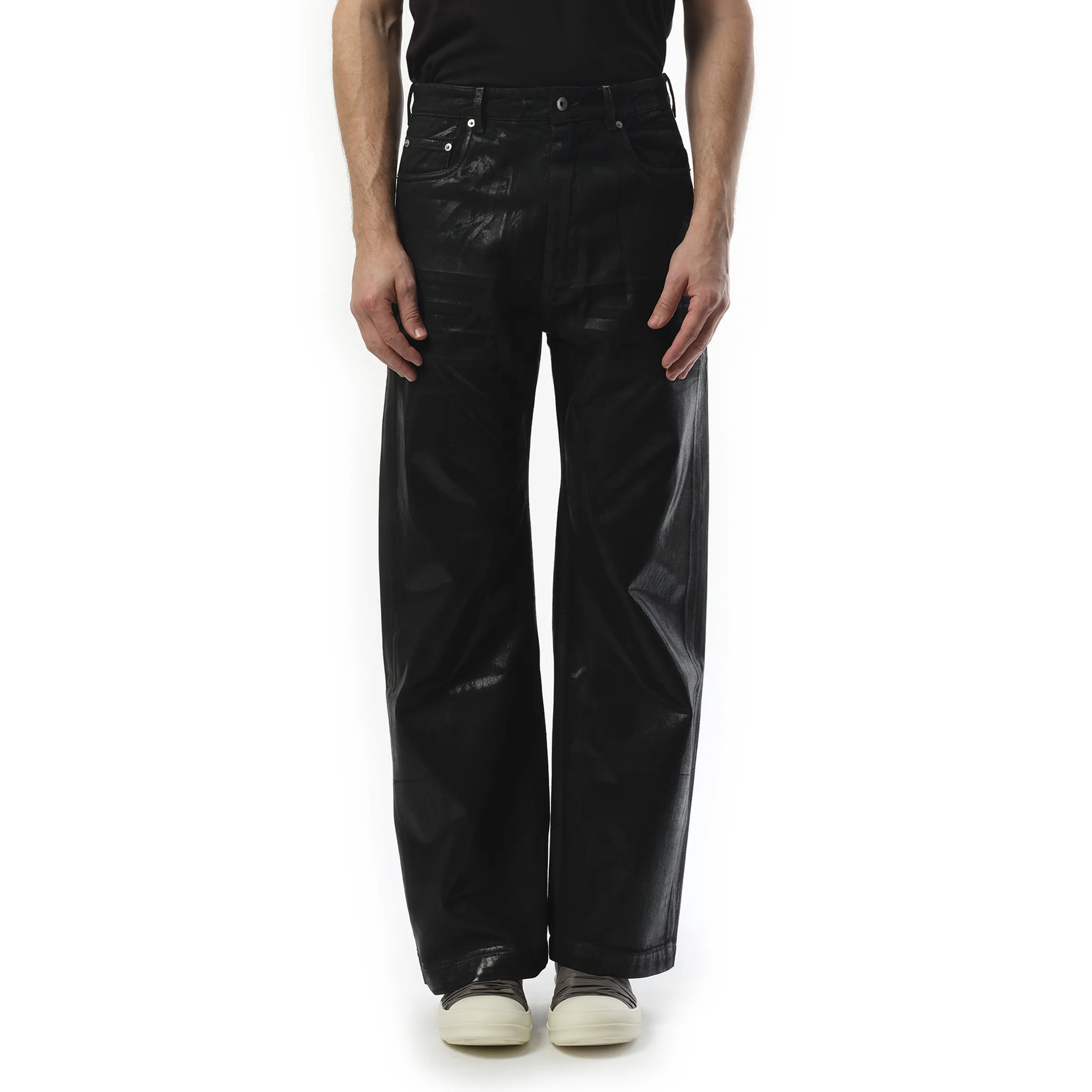 Geth Jeans in Black sold by MARAIS