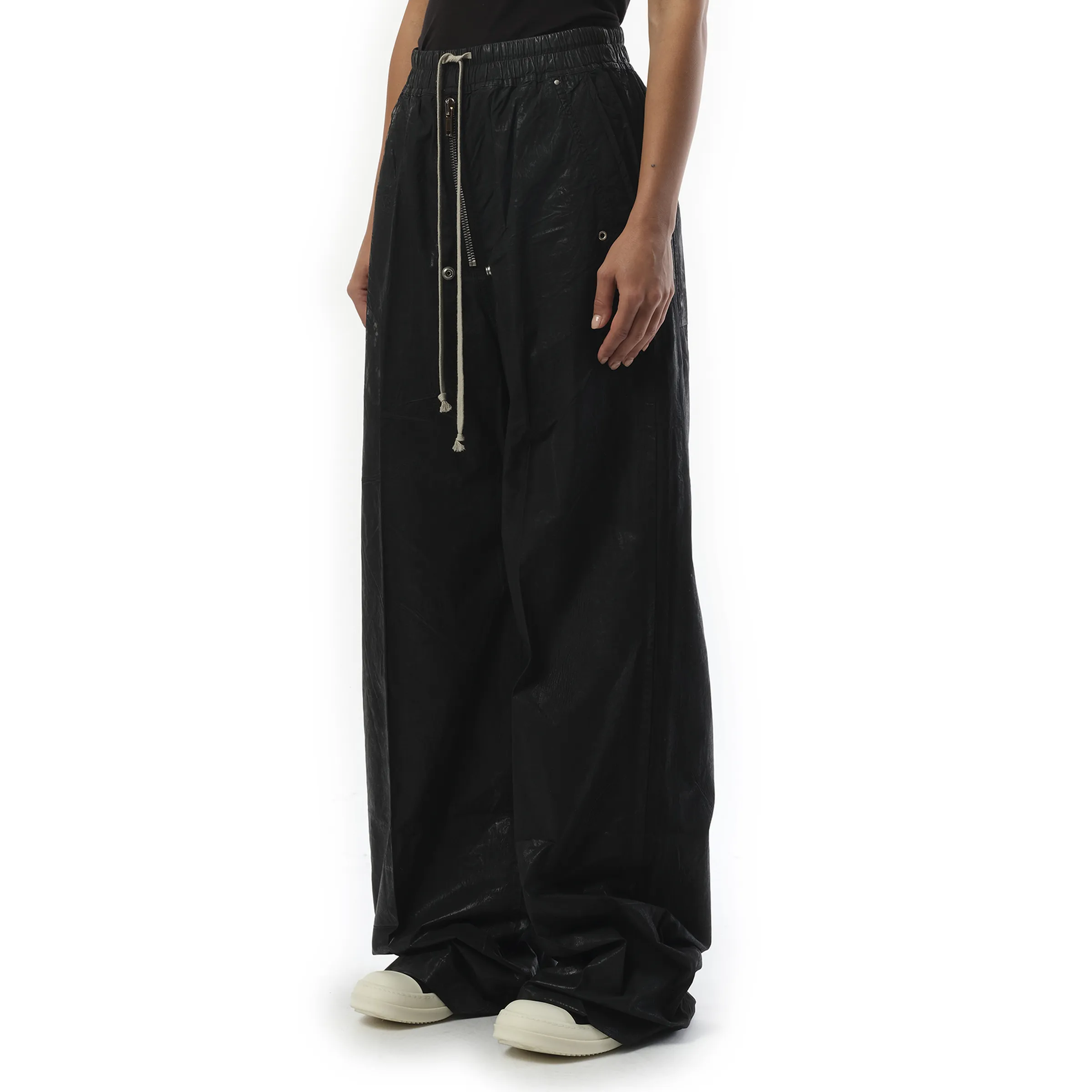 Denim Double Cargo Jumbo Belas in Washed Indigo sold by MARAIS product image thumbnail 5