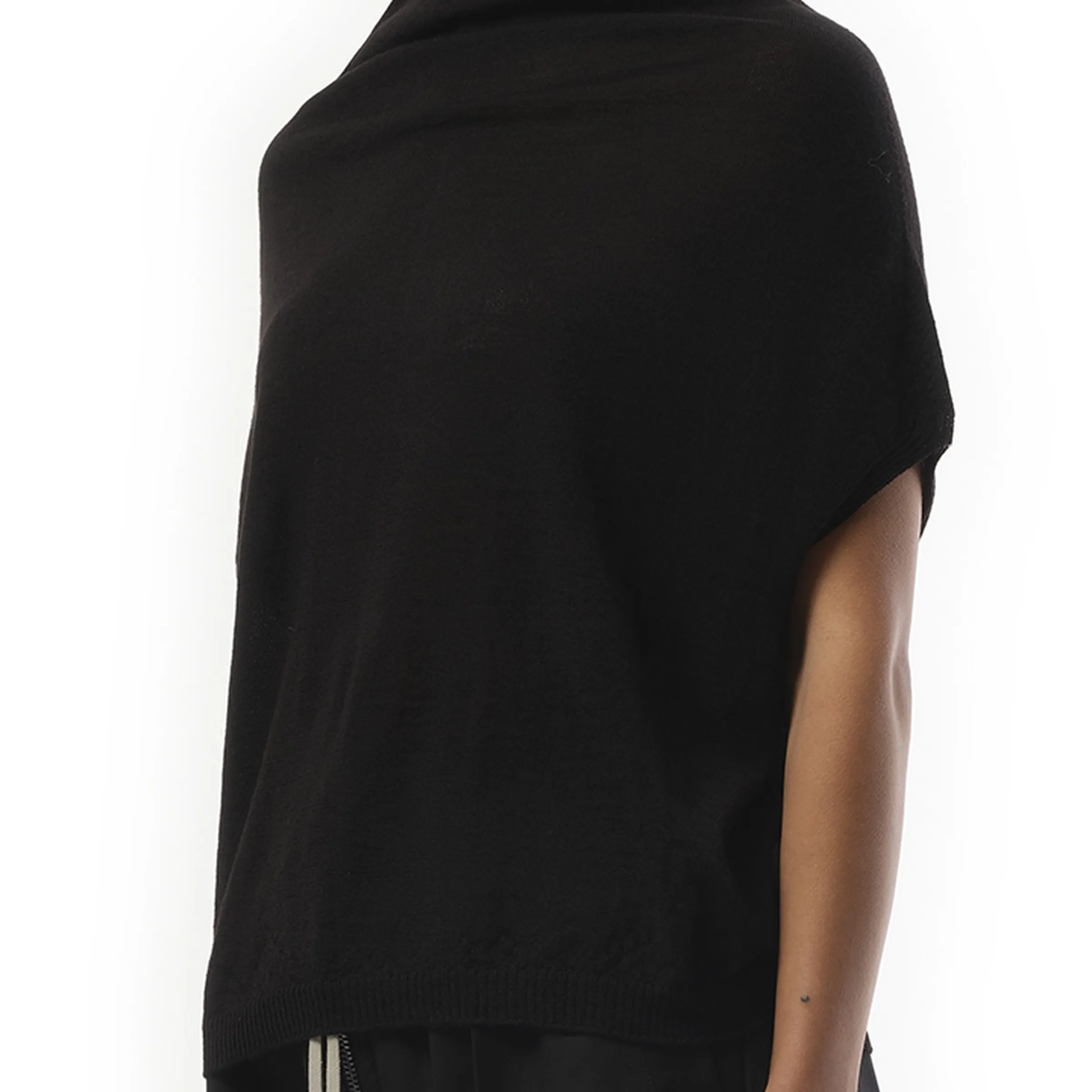 Sleeveless Crater in Black sold by MARAIS product image thumbnail 3