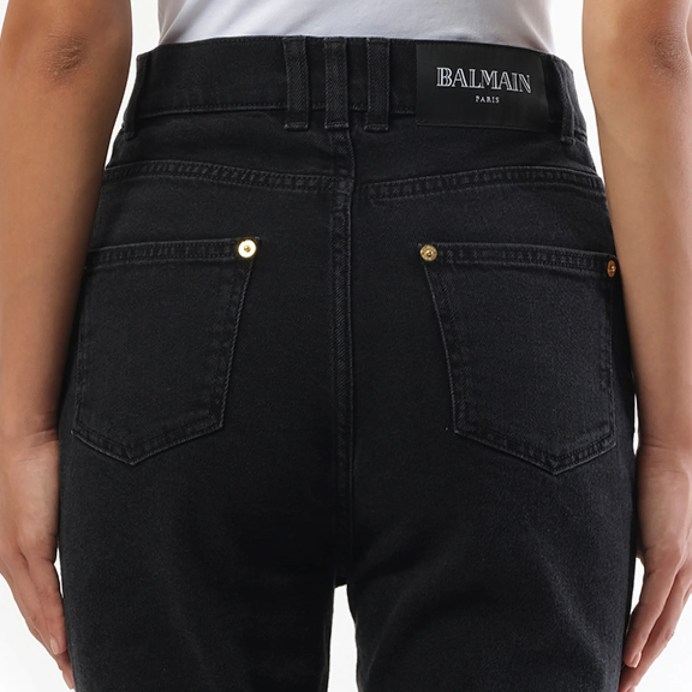 5 Pockets Slim Black Washed Denim in Black sold by MARAIS product image thumbnail 3
