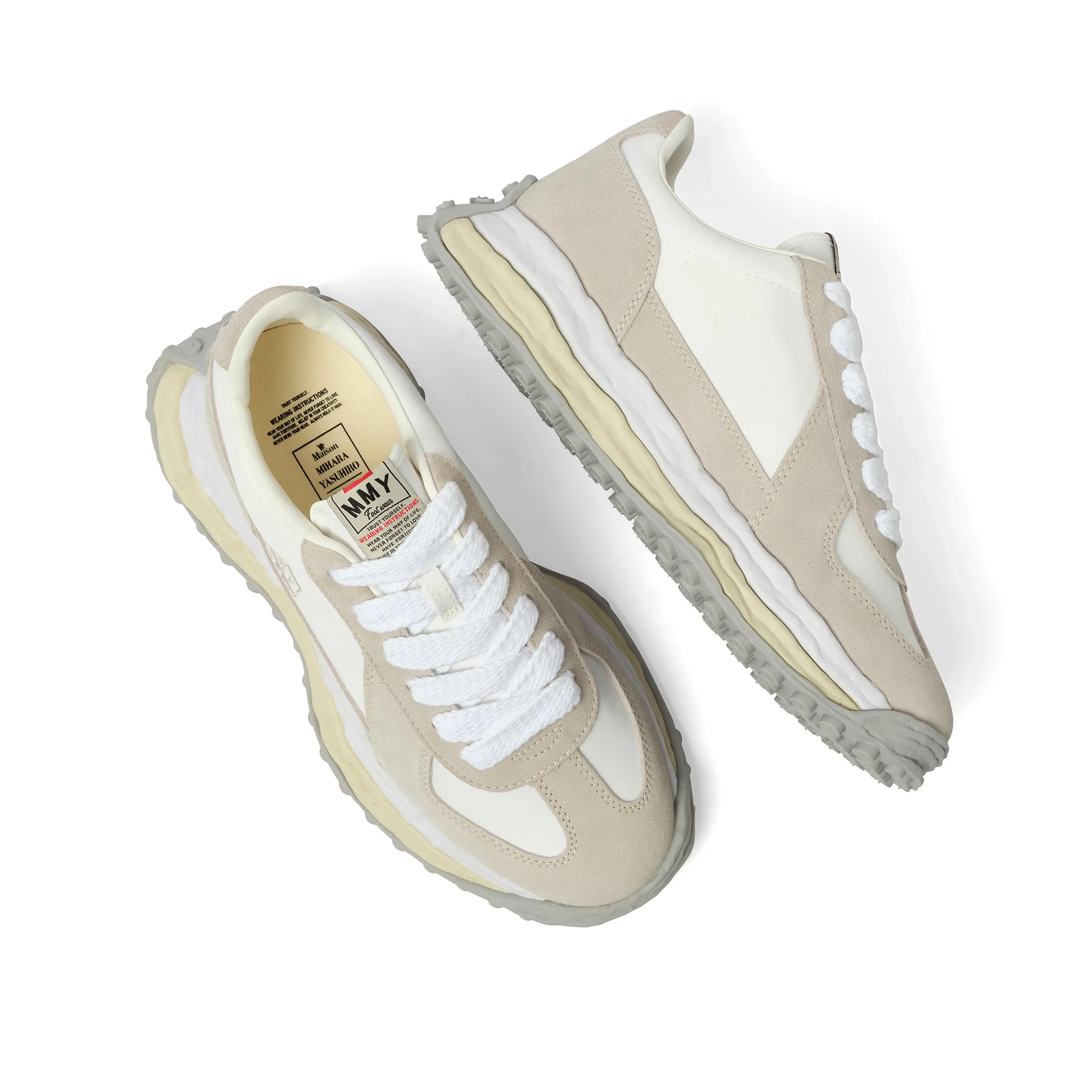 Larry OG Sneaker in White sold by MARAIS product image thumbnail 4
