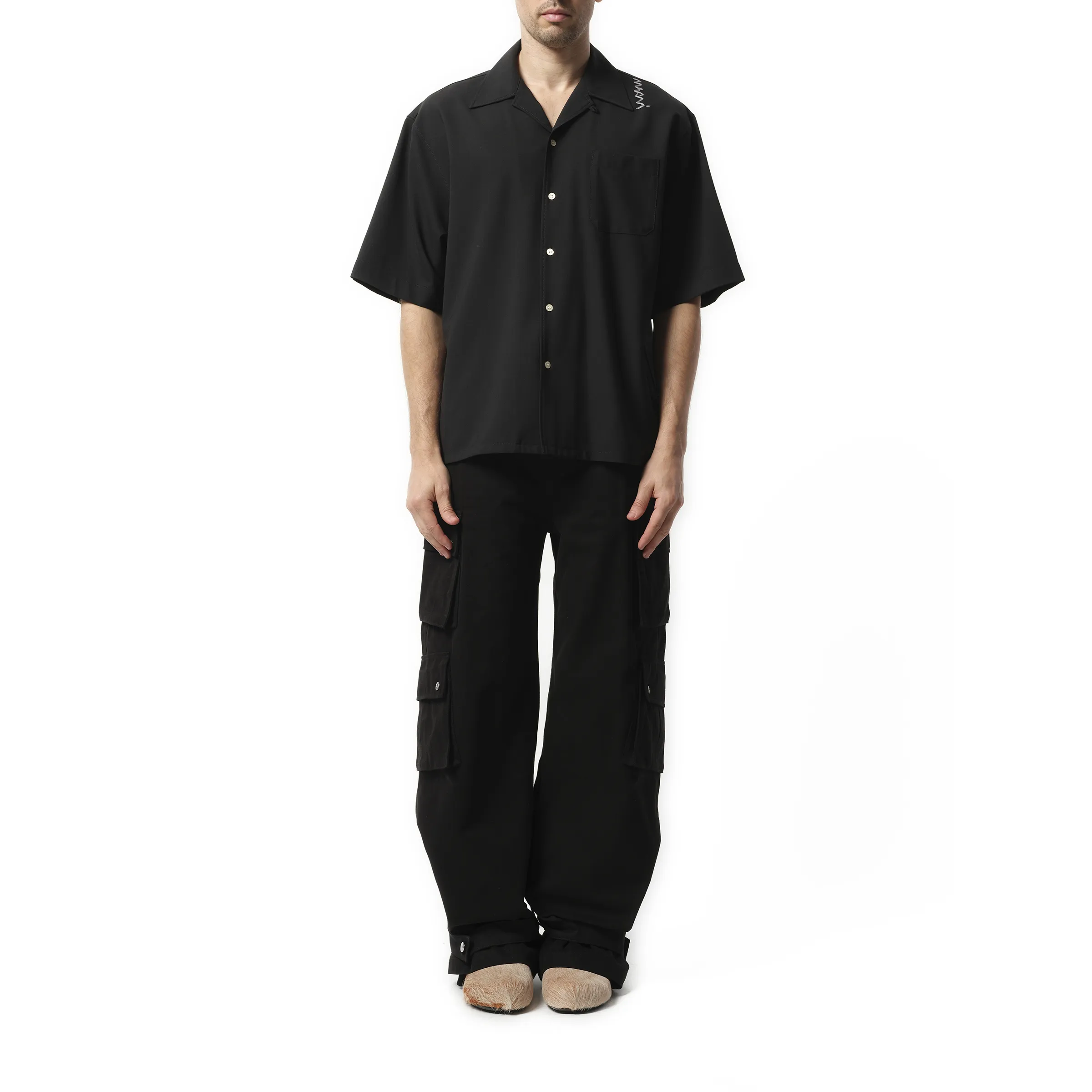 Light Wool Bowling Shirt in Black sold by MARAIS product image thumbnail 4