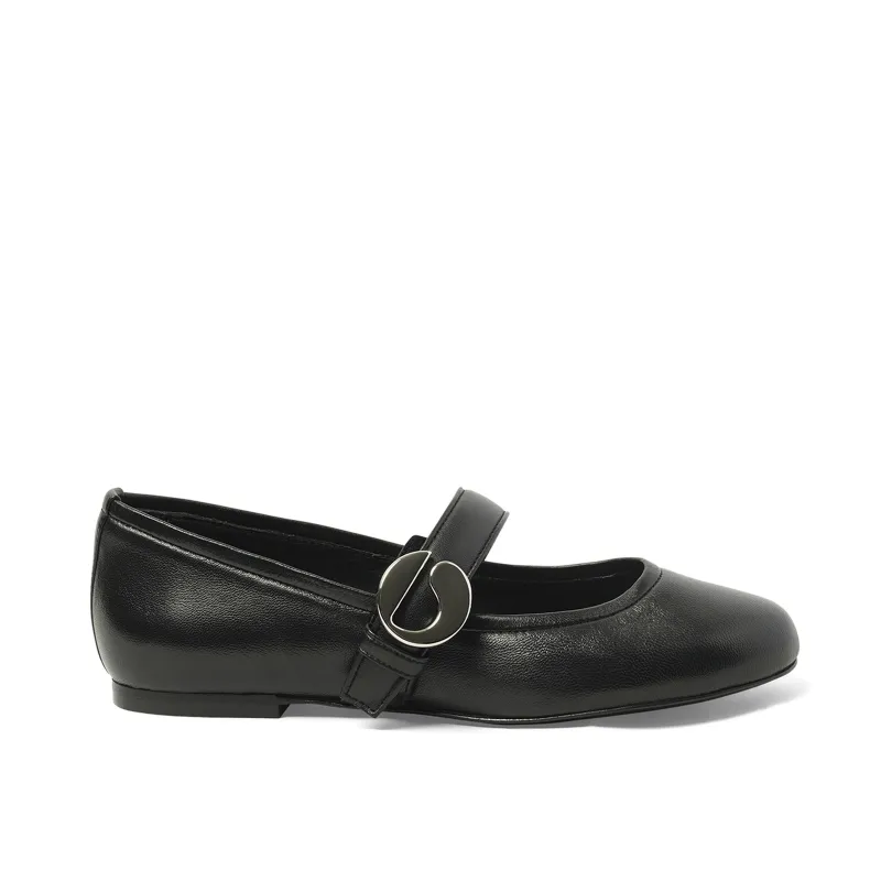 Ballerina Belt Flat in Black sold by MARAIS