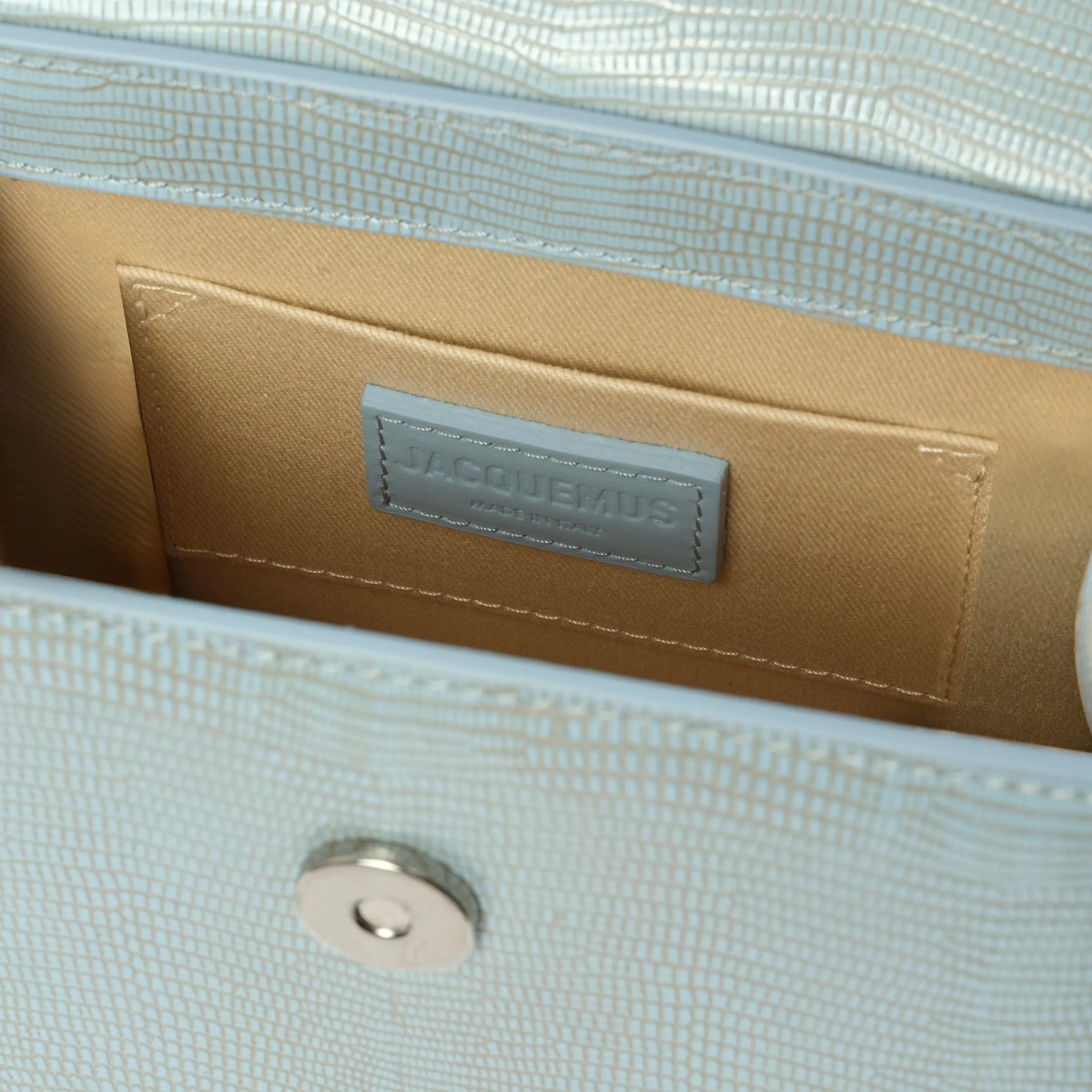 Le Chiquito Moyen Boucle in Light Blue sold by MARAIS product image thumbnail 3