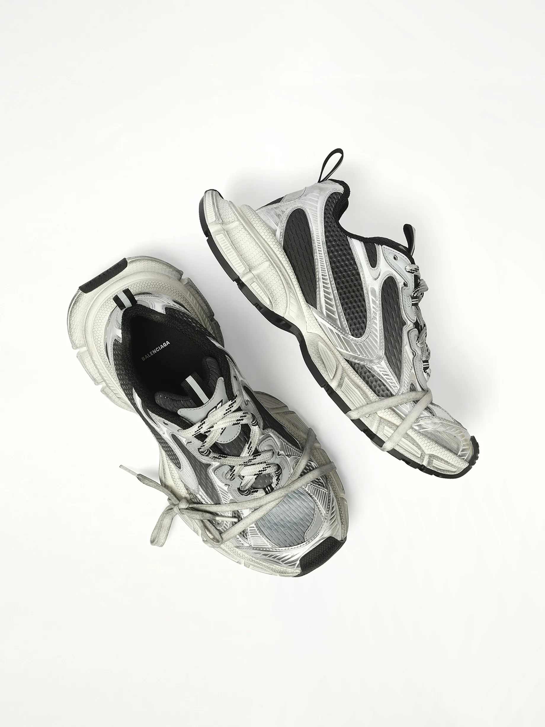 3XL Toe Spray Sneaker in Black/Grey/White sold by MARAIS product image thumbnail 4