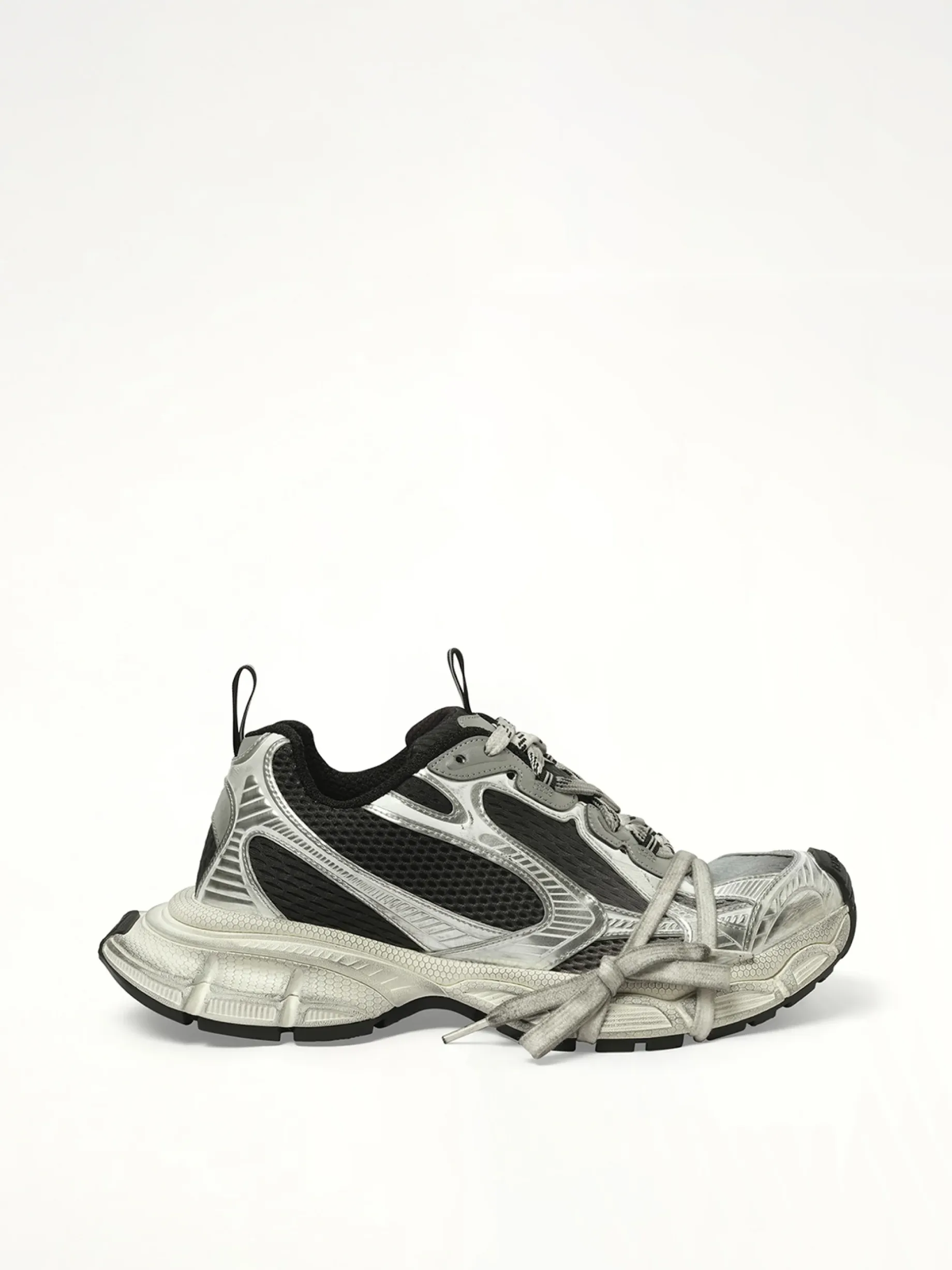 3XL Toe Spray Sneaker in Black/Grey/White sold by MARAIS