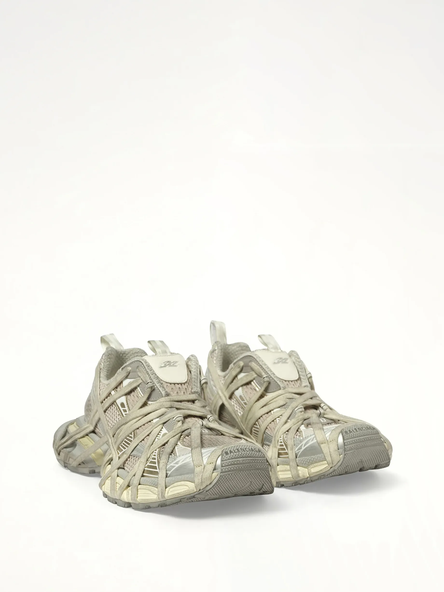 3XL Extreme Lace Sneaker in Eggshell sold by MARAIS product image thumbnail 2