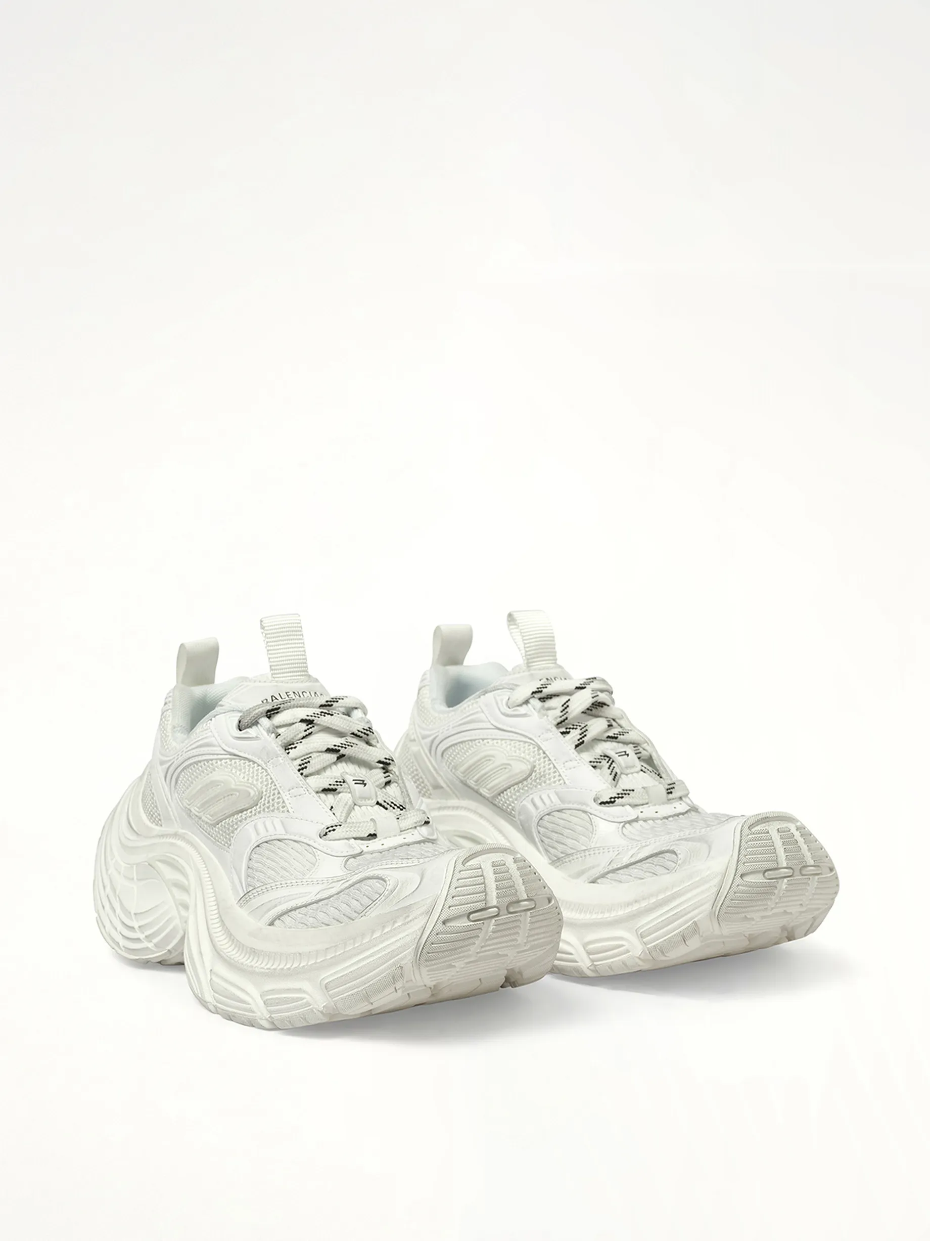 6XL Sneaker in White sold by MARAIS product image thumbnail 2