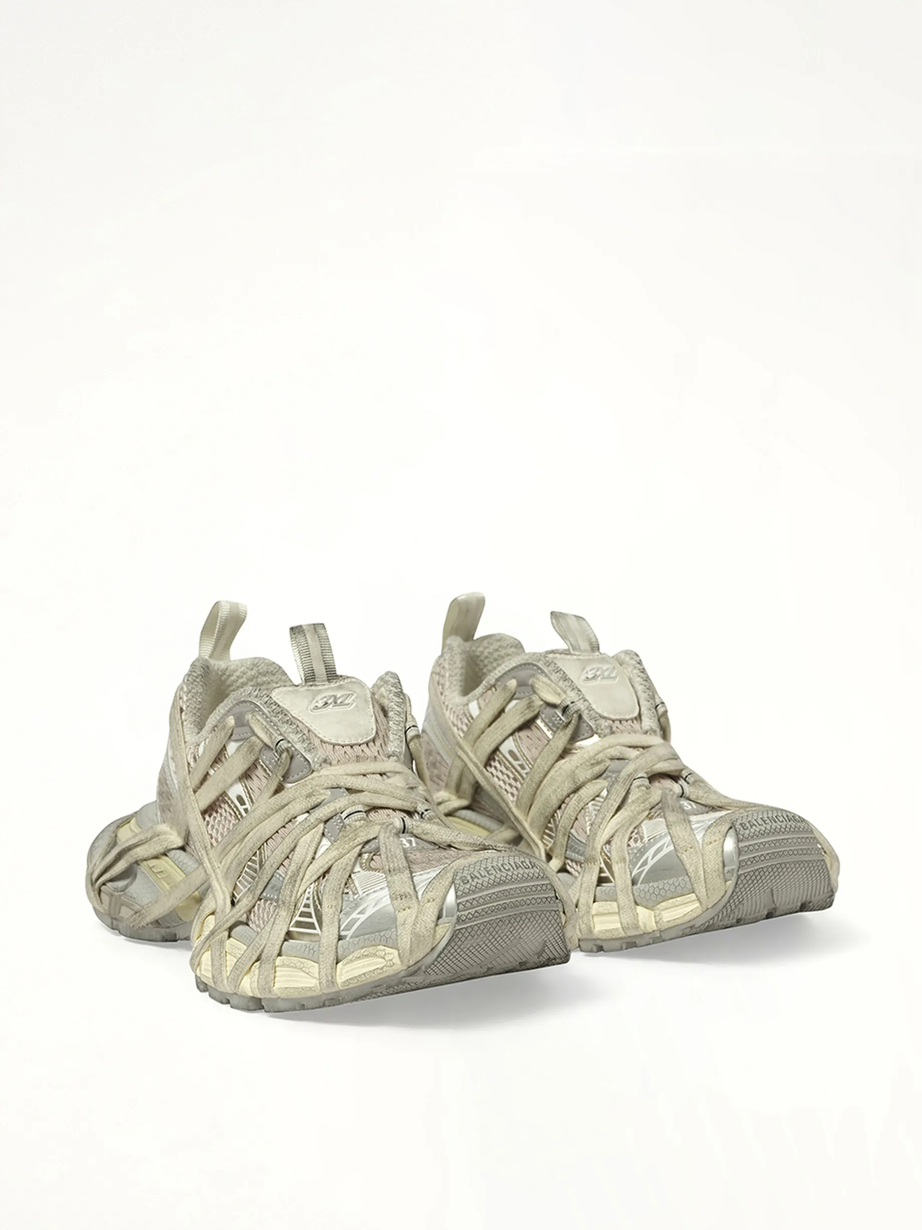 3XL Extreme Laces Sneaker in Eggshell sold by MARAIS product image thumbnail 2