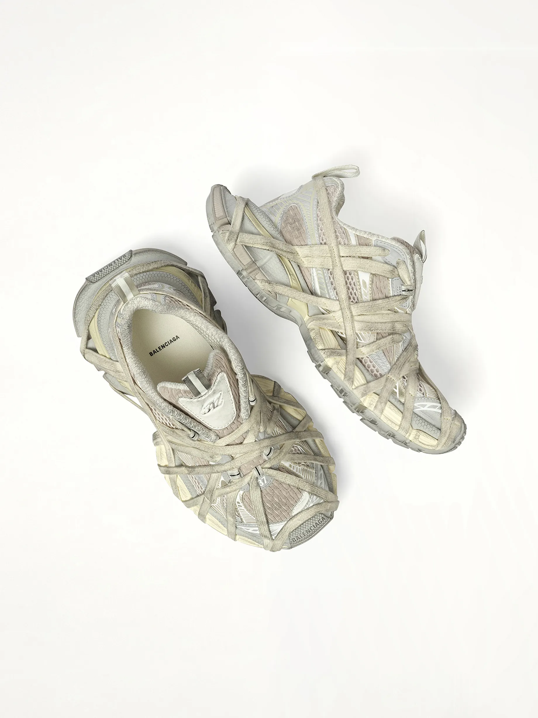 3XL Extreme Laces Sneaker in Eggshell sold by MARAIS product image thumbnail 4