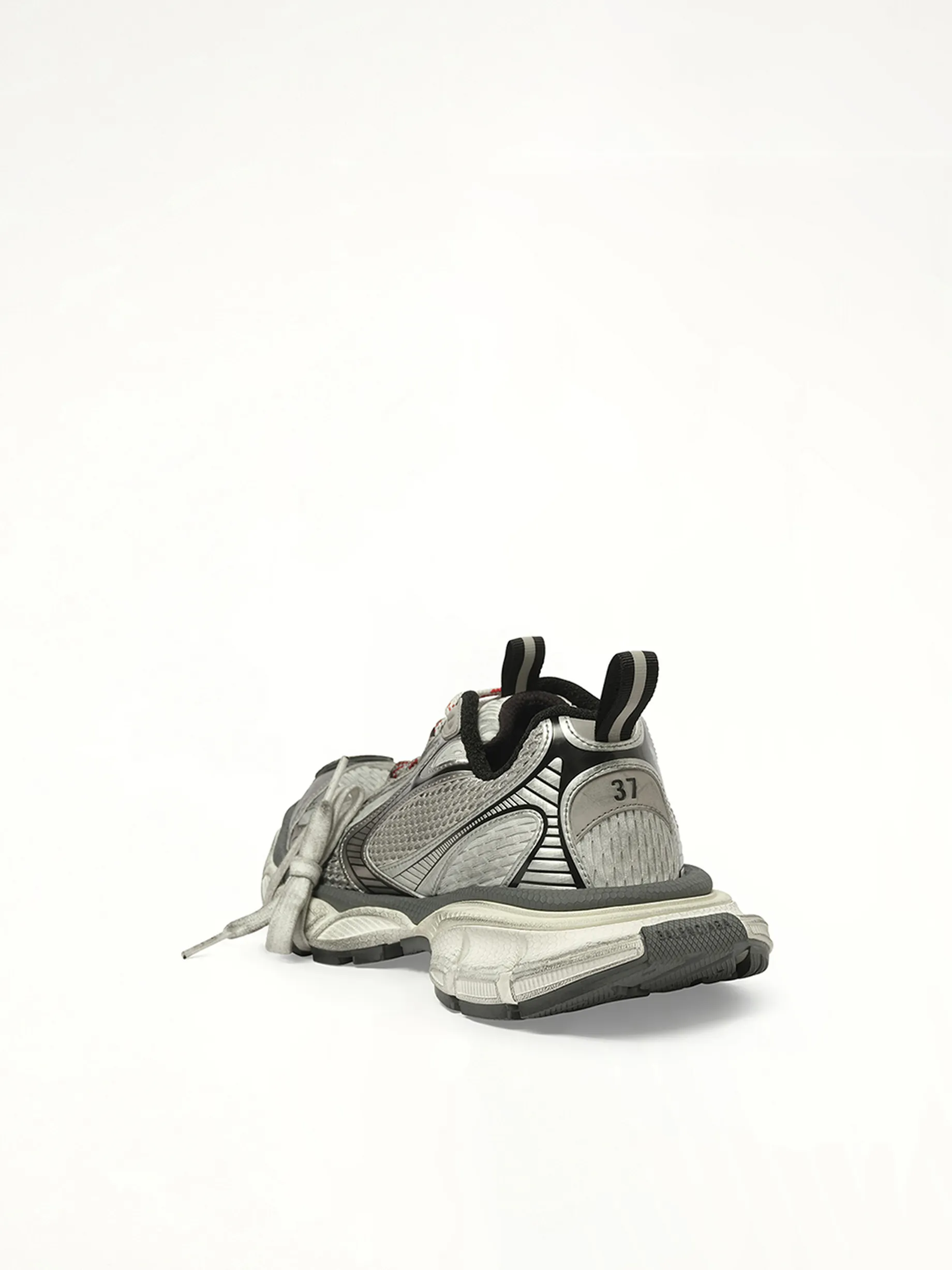 3XL Sneaker in Grey/White/Red sold by MARAIS product image thumbnail 3