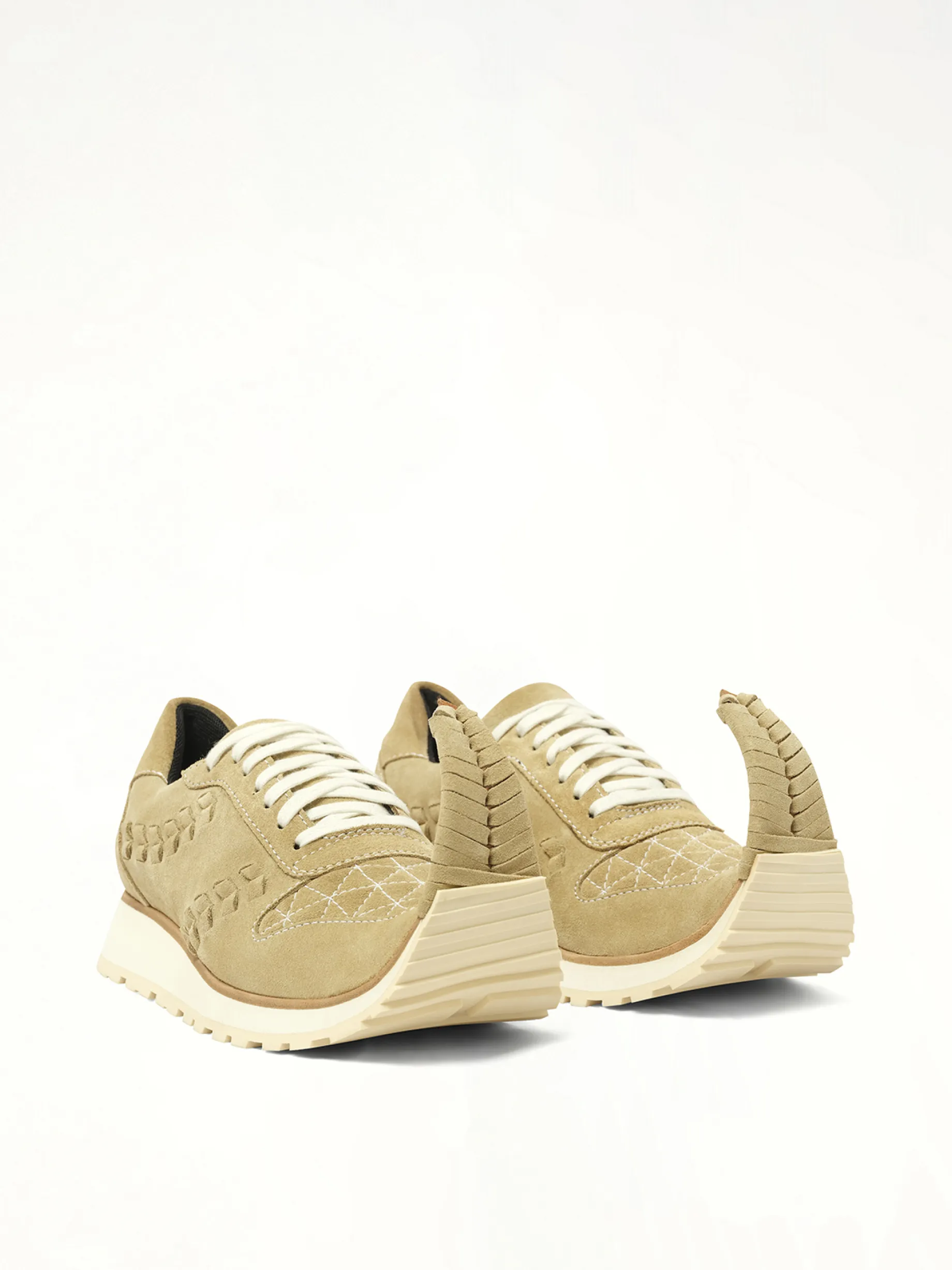 Dinosaur Sneaker Low in Gold sold by MARAIS product image thumbnail 2