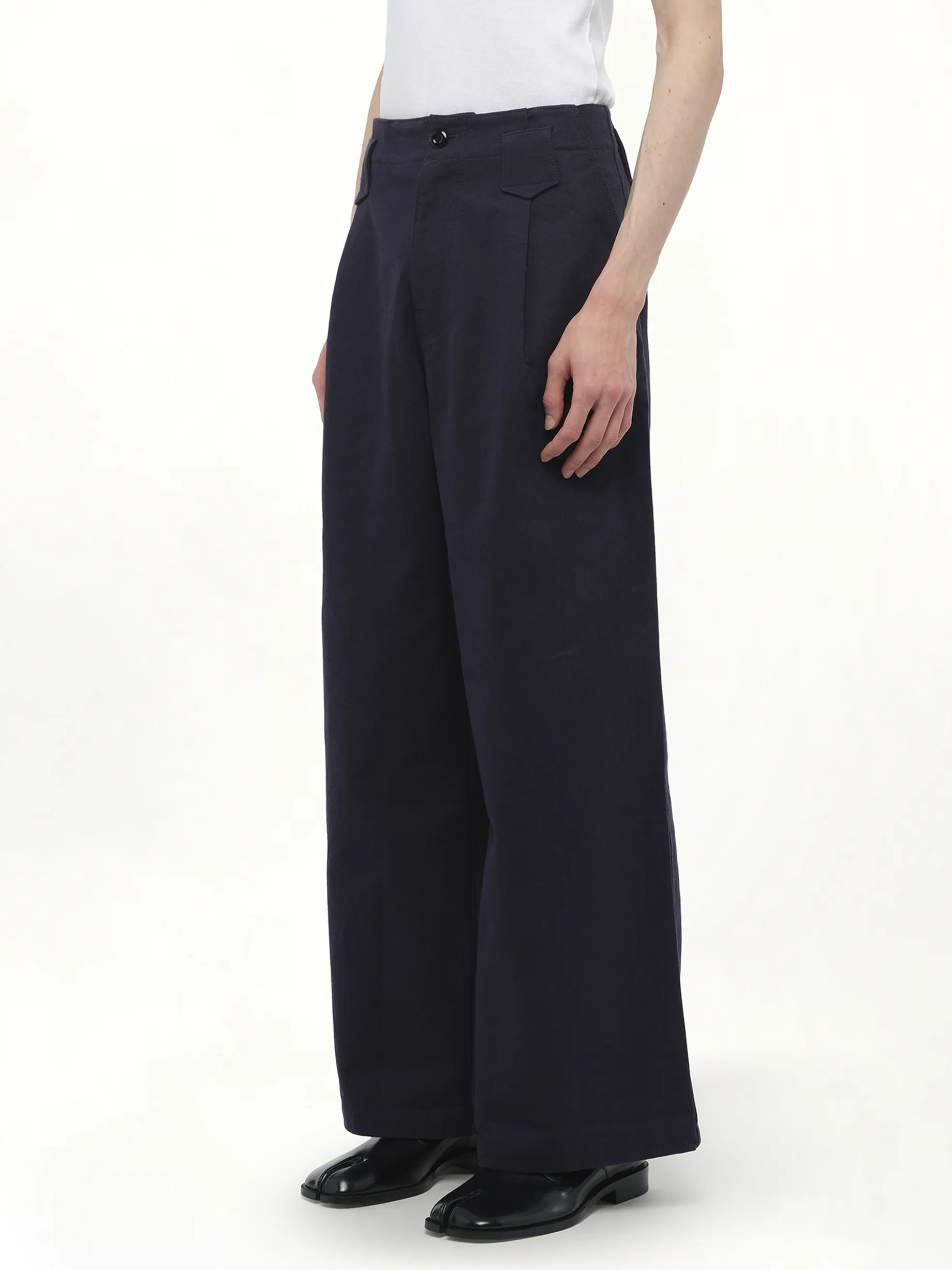 Pleated Oversize Pant in Black sold by MARAIS product image thumbnail 5