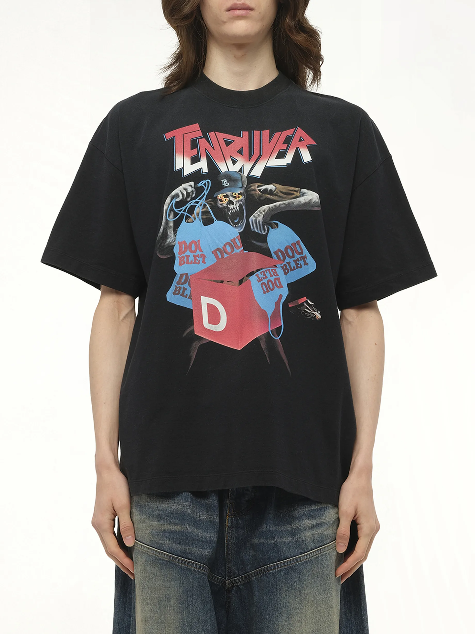 Tenbuyer T-Shirt in Black sold by MARAIS