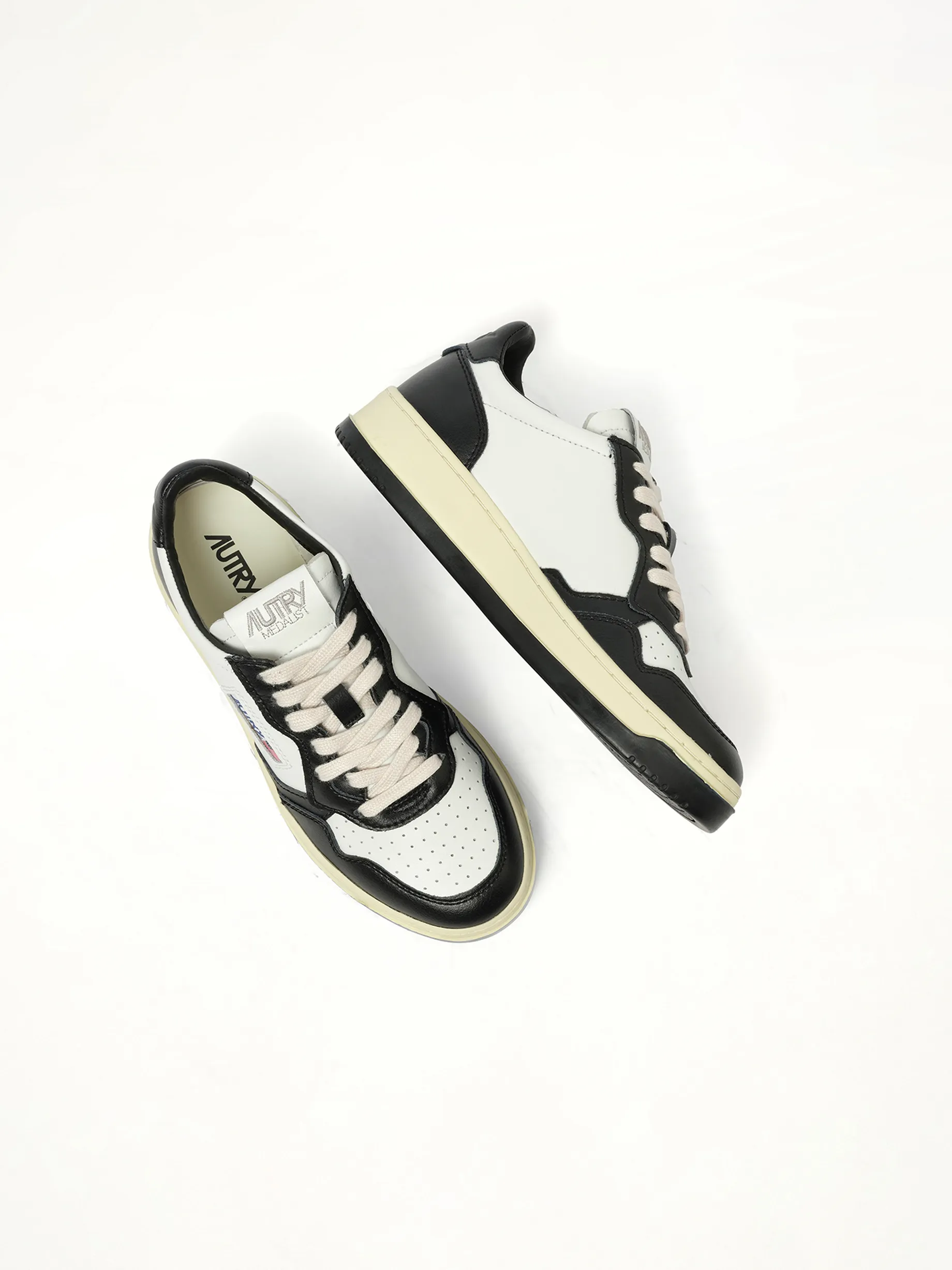 Medalist Low Bicolour Sneakers in White/Black sold by MARAIS product image thumbnail 3