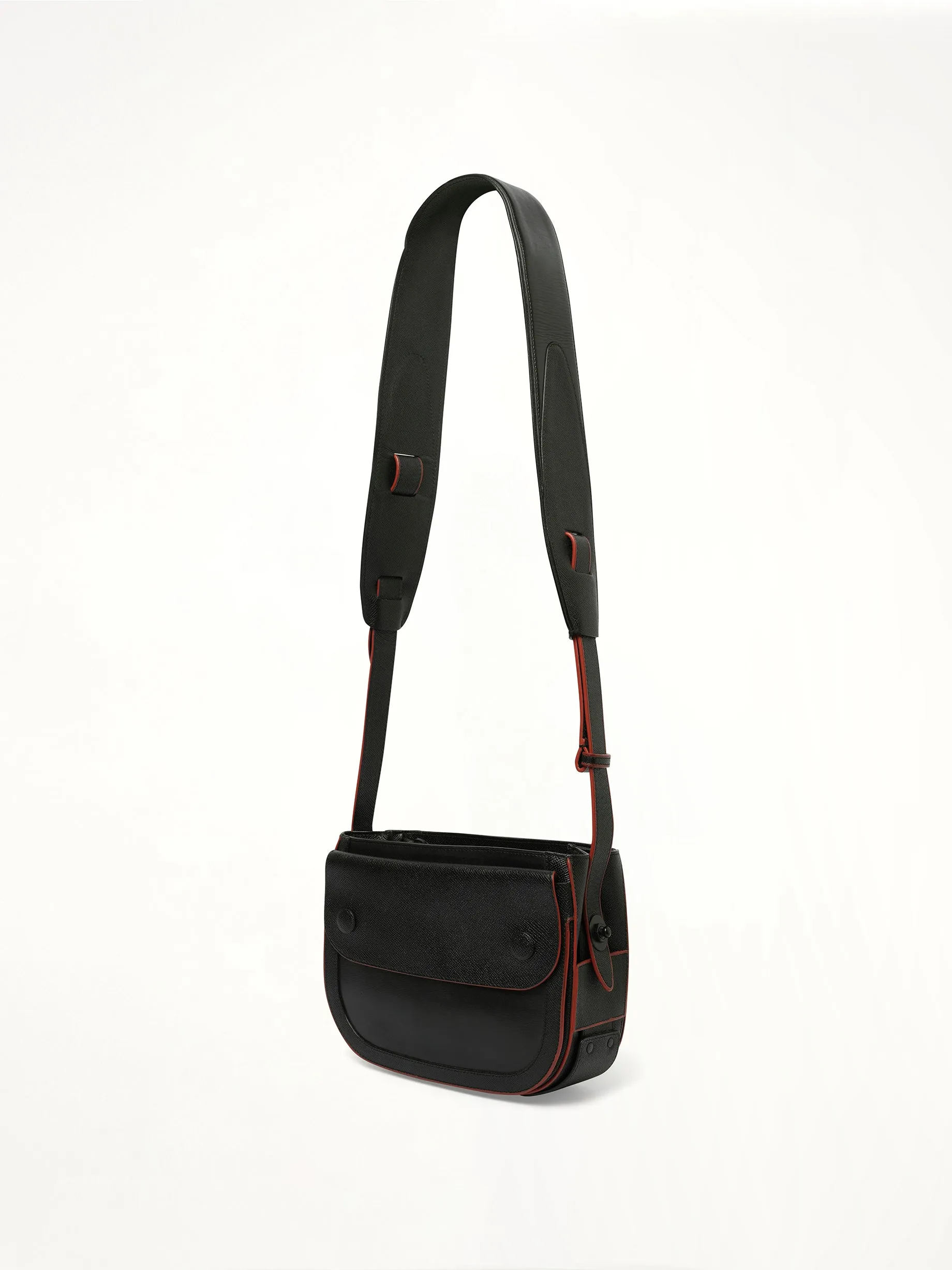 Handbag in Black/Red sold by MARAIS product image thumbnail 2