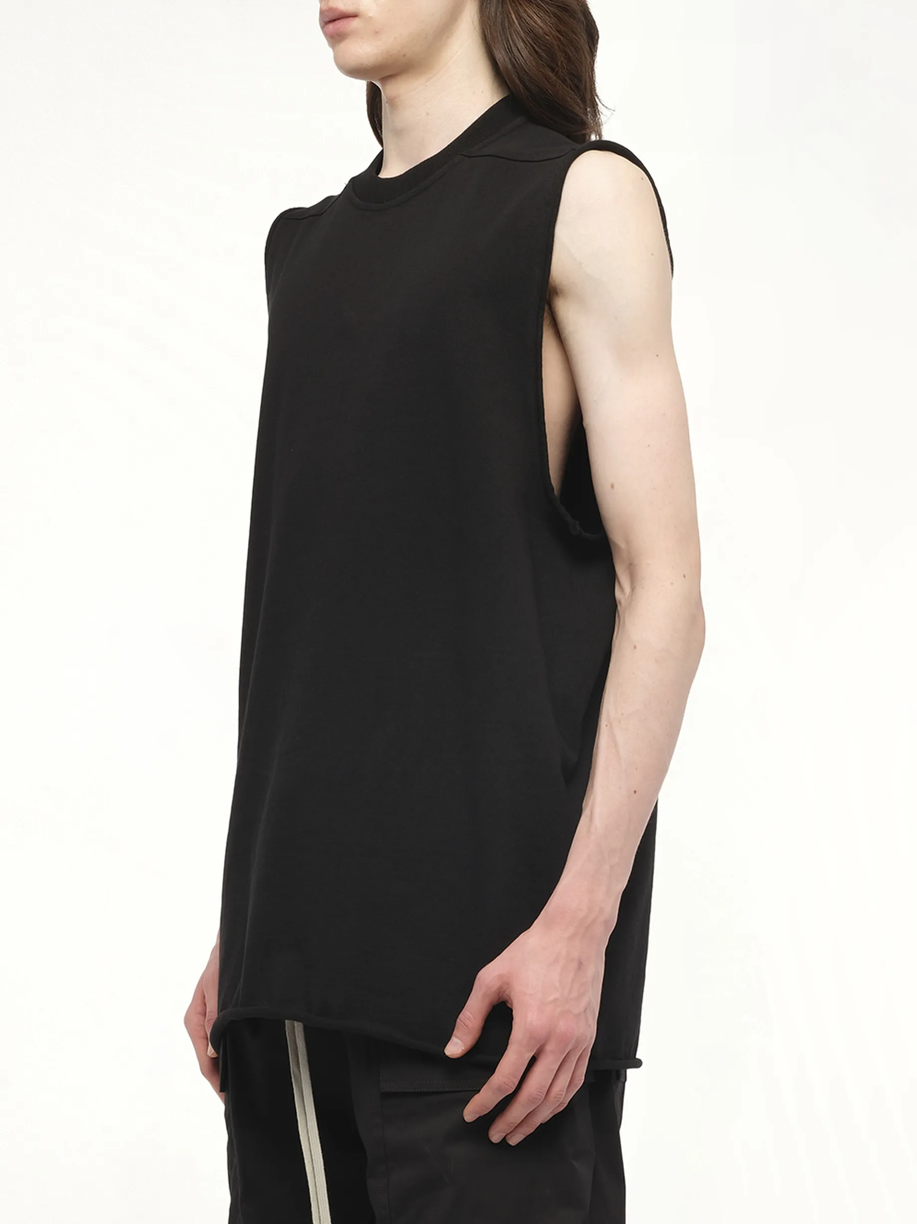 Jumbo Sleeveless Tank in Black sold by MARAIS product image thumbnail 5