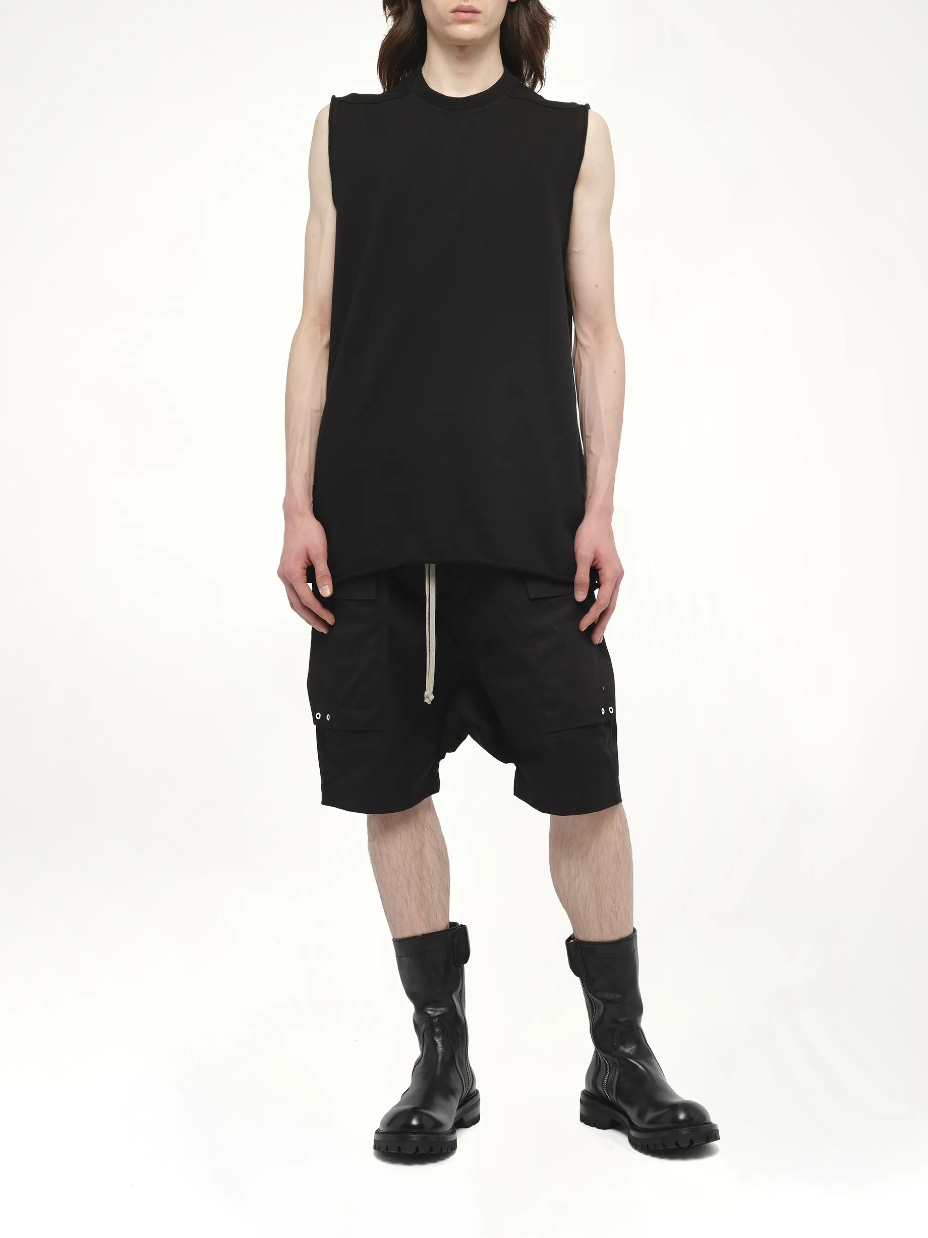 Jumbo Sleeveless Tank in Black sold by MARAIS product image thumbnail 4