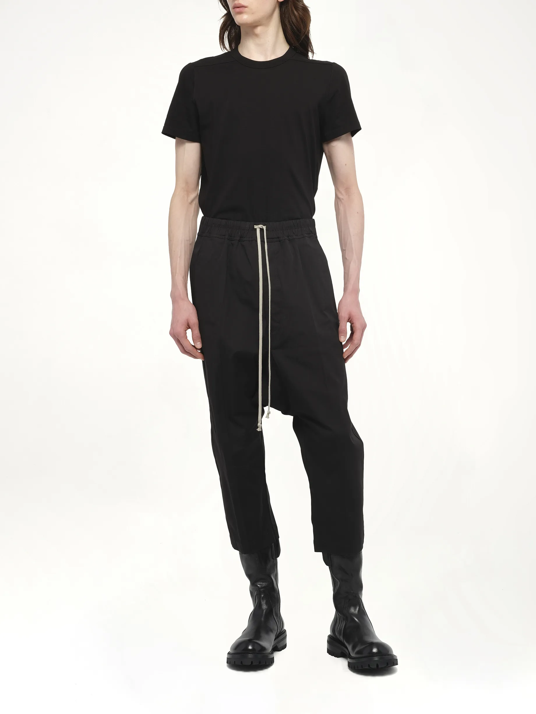 Drawstring Cropped Pants in Black sold by MARAIS product image thumbnail 4