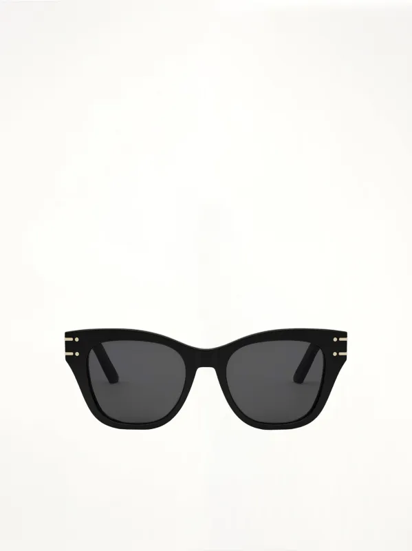 Dior DIORSIGNATURE B4I 10A052 Sunglasses in Black sold by MARAIS