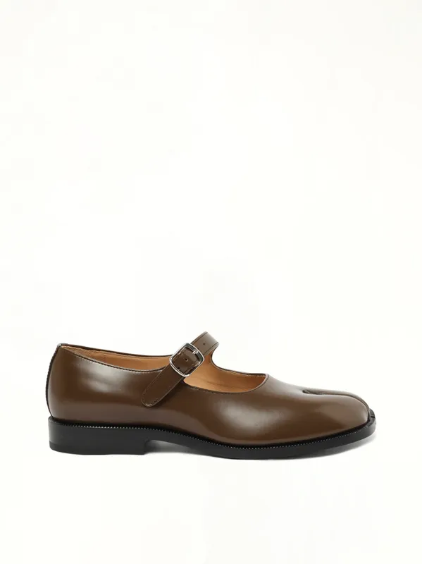 Tabi Mary Jane in Wood sold by MARAIS