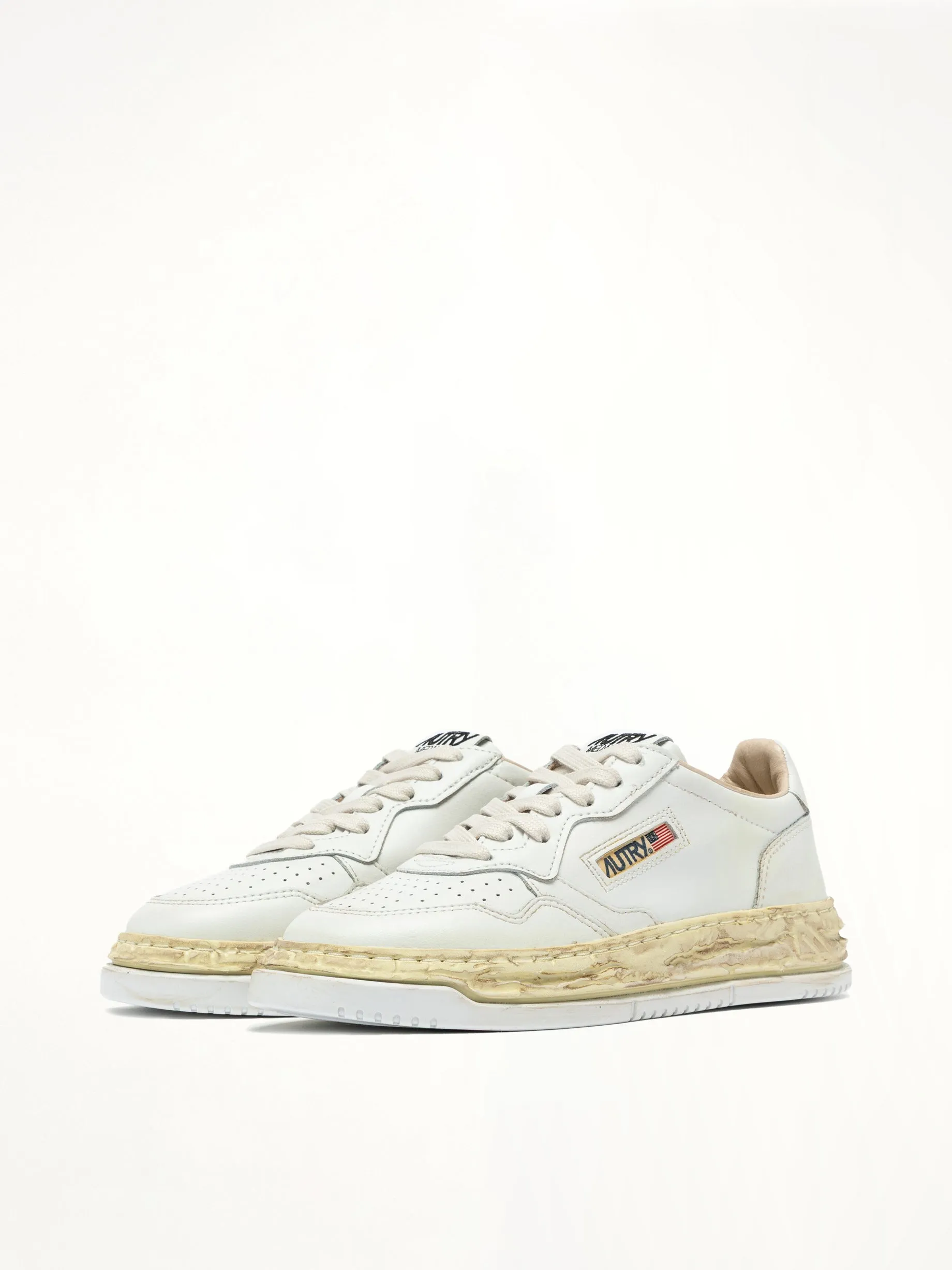 MMY Super Vintage Low Sneaker in White sold by MARAIS product image thumbnail 2