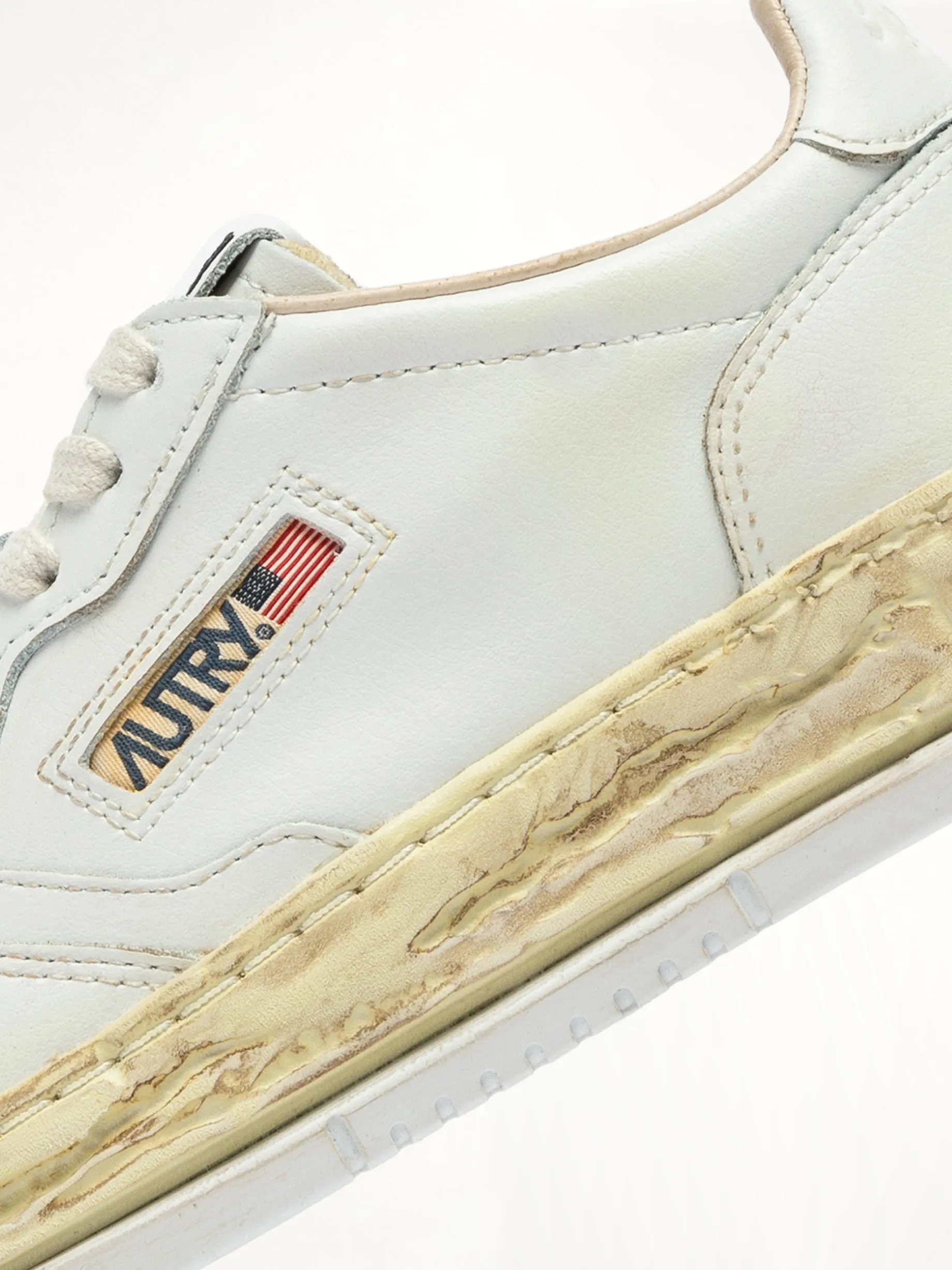 MMY Super Vintage Low Sneaker in White sold by MARAIS product image thumbnail 3