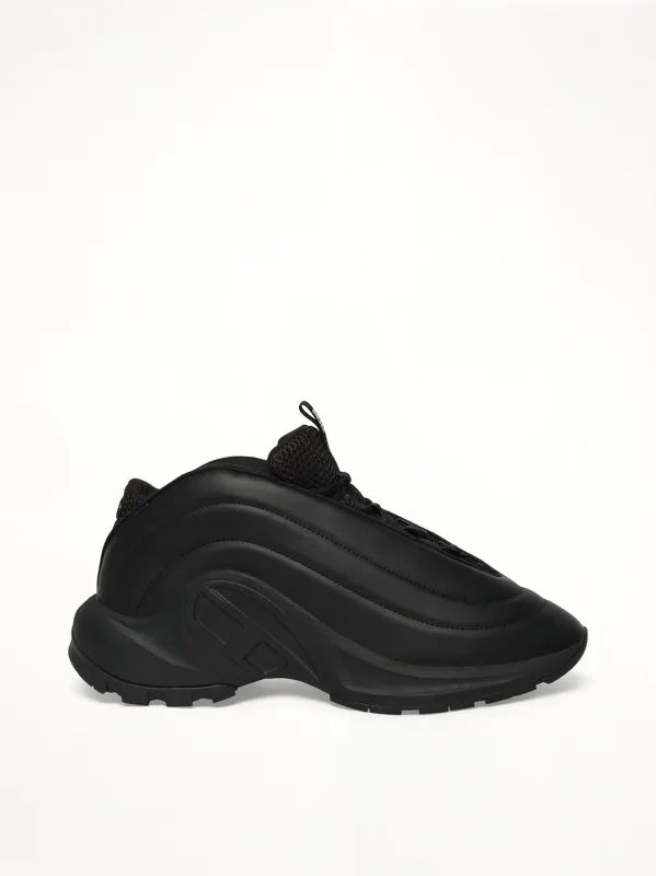 S-D-RUNNER X Sneaker in Black sold by MARAIS