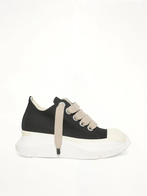Jumbolace Abstract Low in Black/Milk/Milk sold by MARAIS