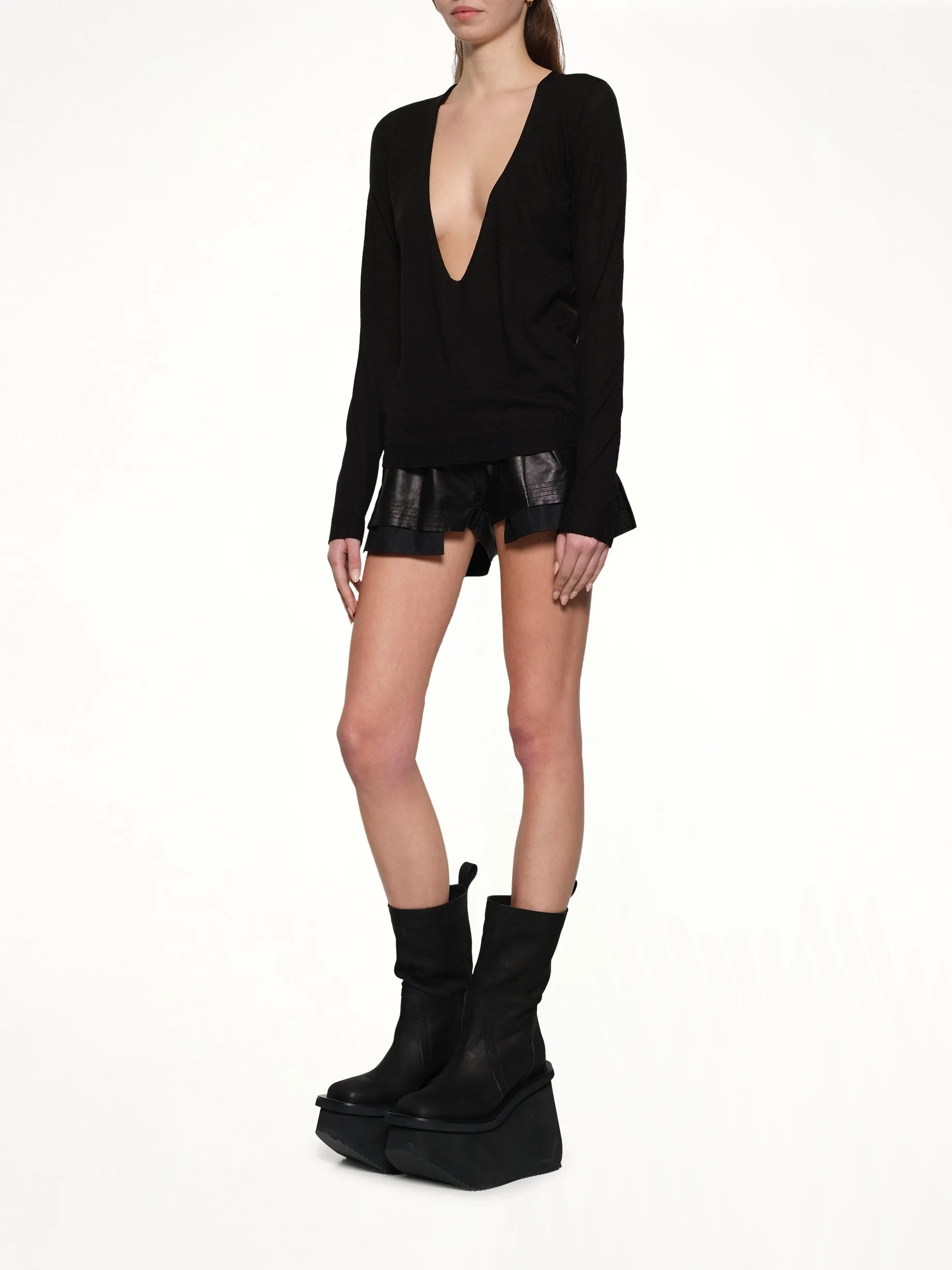 Extreme V Neck Pull in Black sold by MARAIS product image thumbnail 4