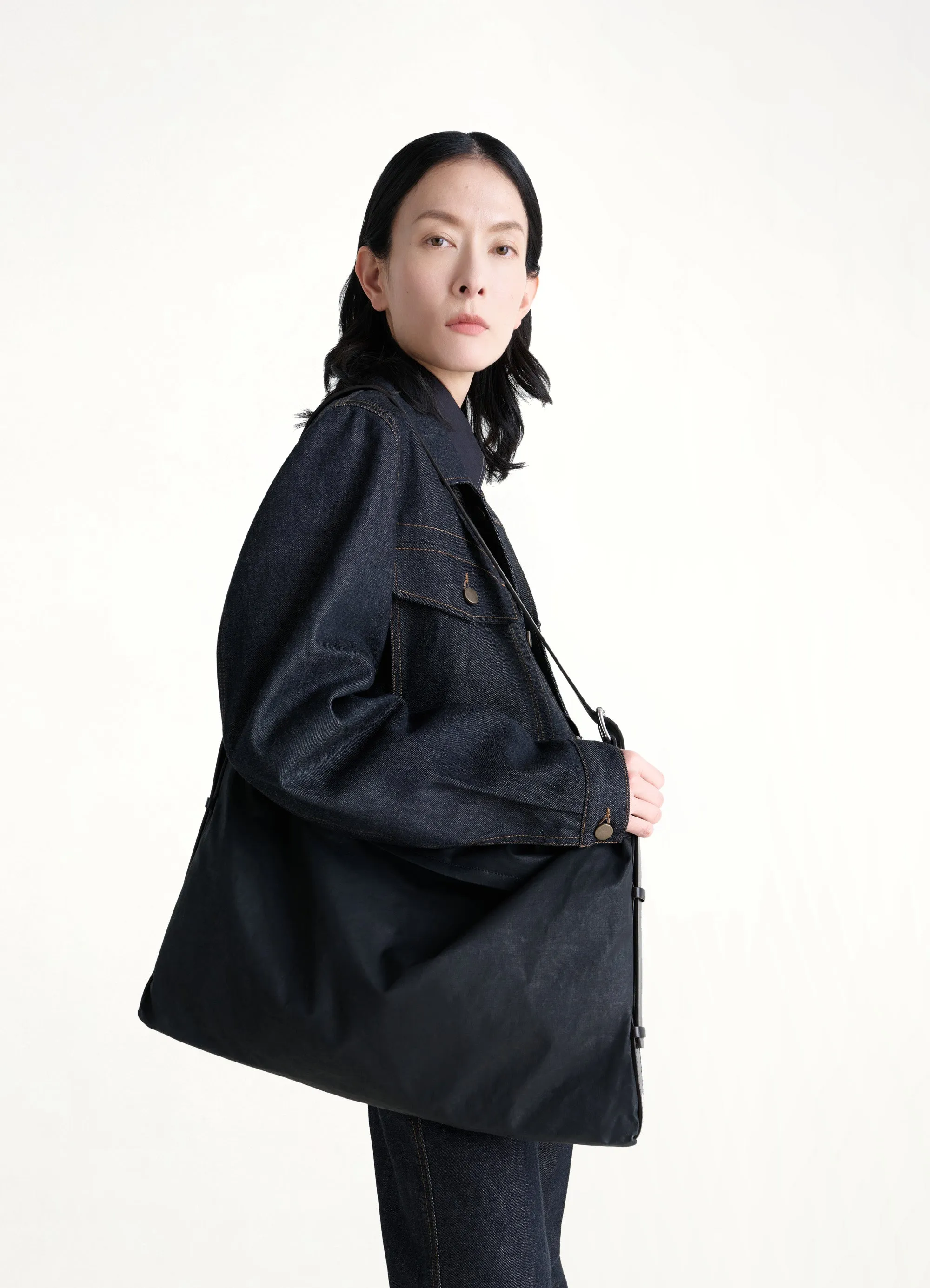 Trench Pocket Medium Bag in Onyx sold by MARAIS product image thumbnail 4