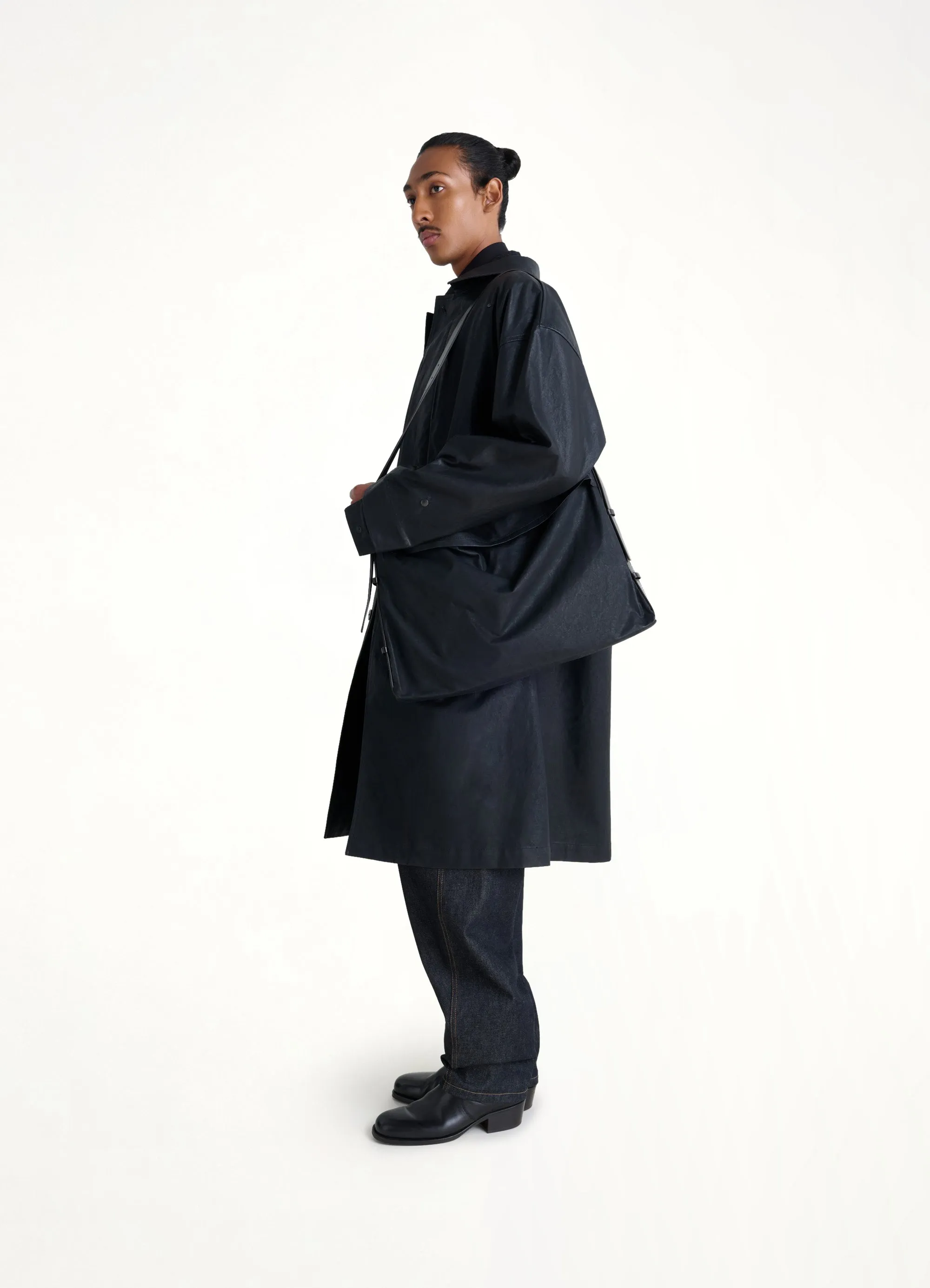 Trench Pocket Medium Bag in Onyx sold by MARAIS product image thumbnail 5