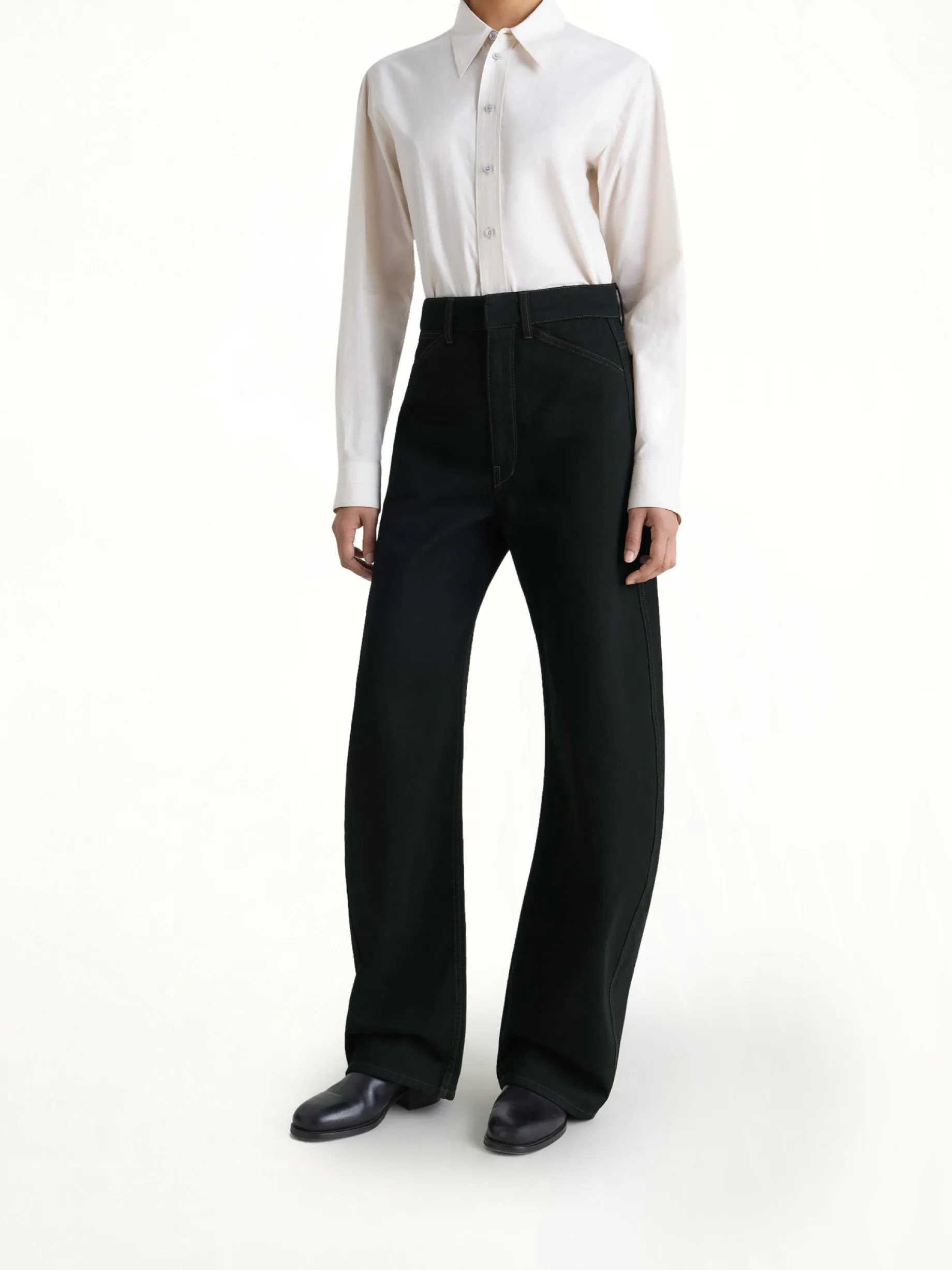 High Waisted Curved Pants in Black sold by MARAIS product image thumbnail 4