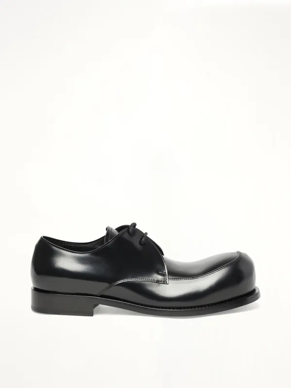Round Toe Derby in Black sold by MARAIS