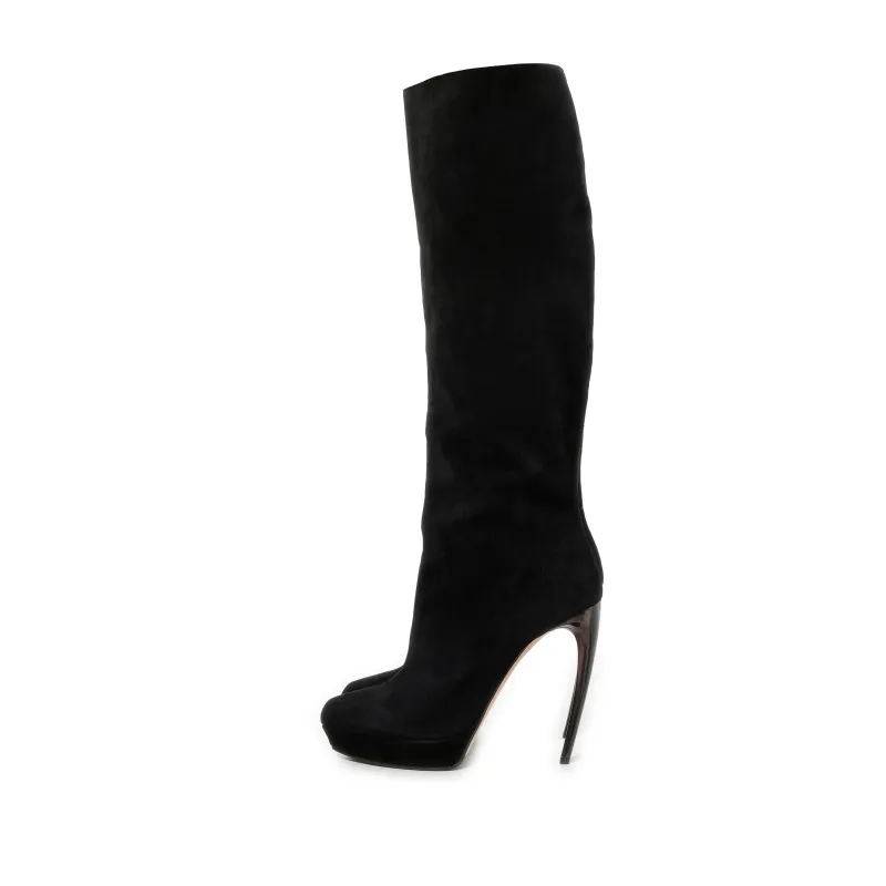 Alexander Mcqueen Suede Boots in Black sold by MARAIS