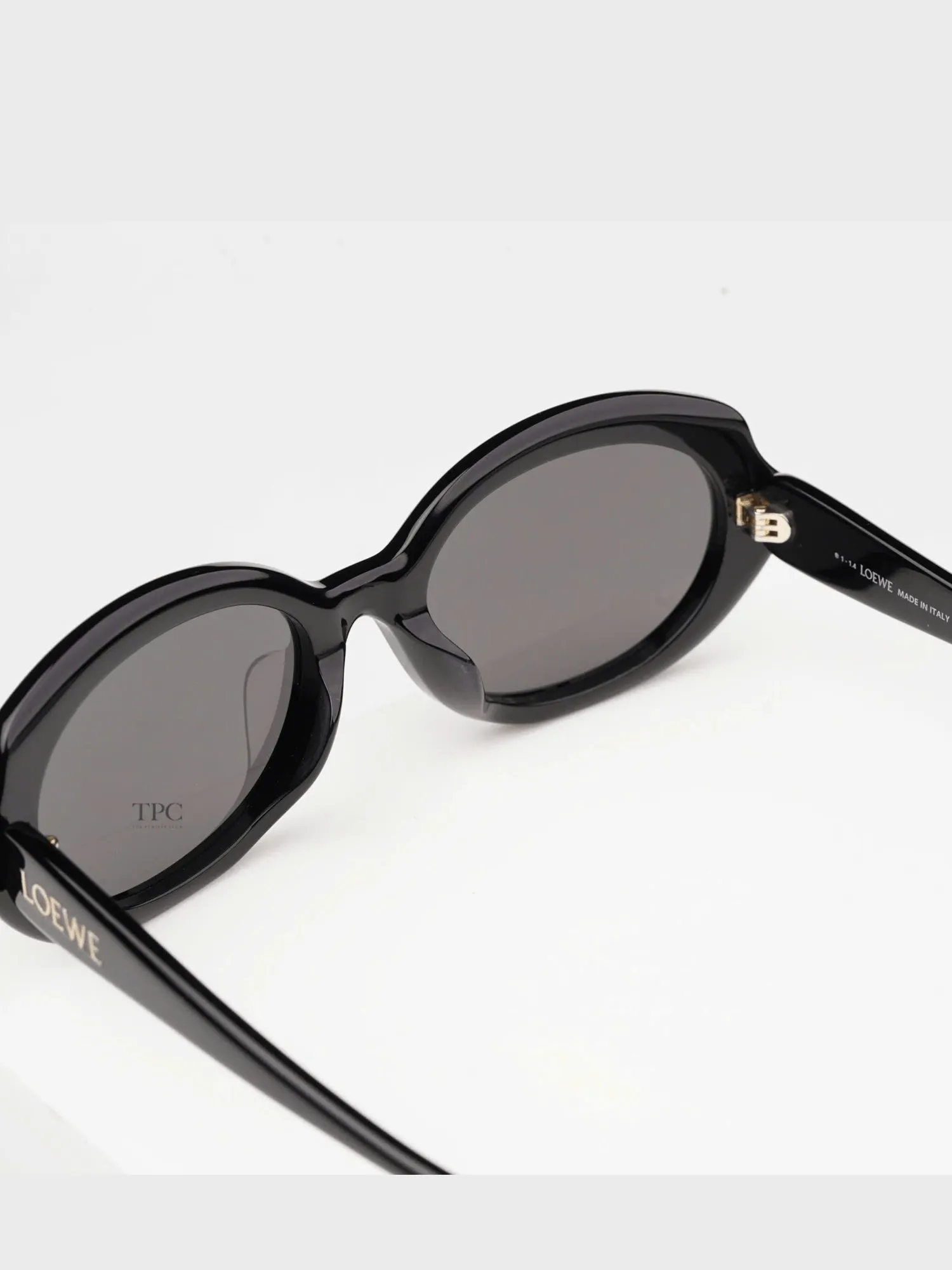 Loewe LW40147F 5501A Acetate Sunglasses in Black sold by MARAIS product image thumbnail 2