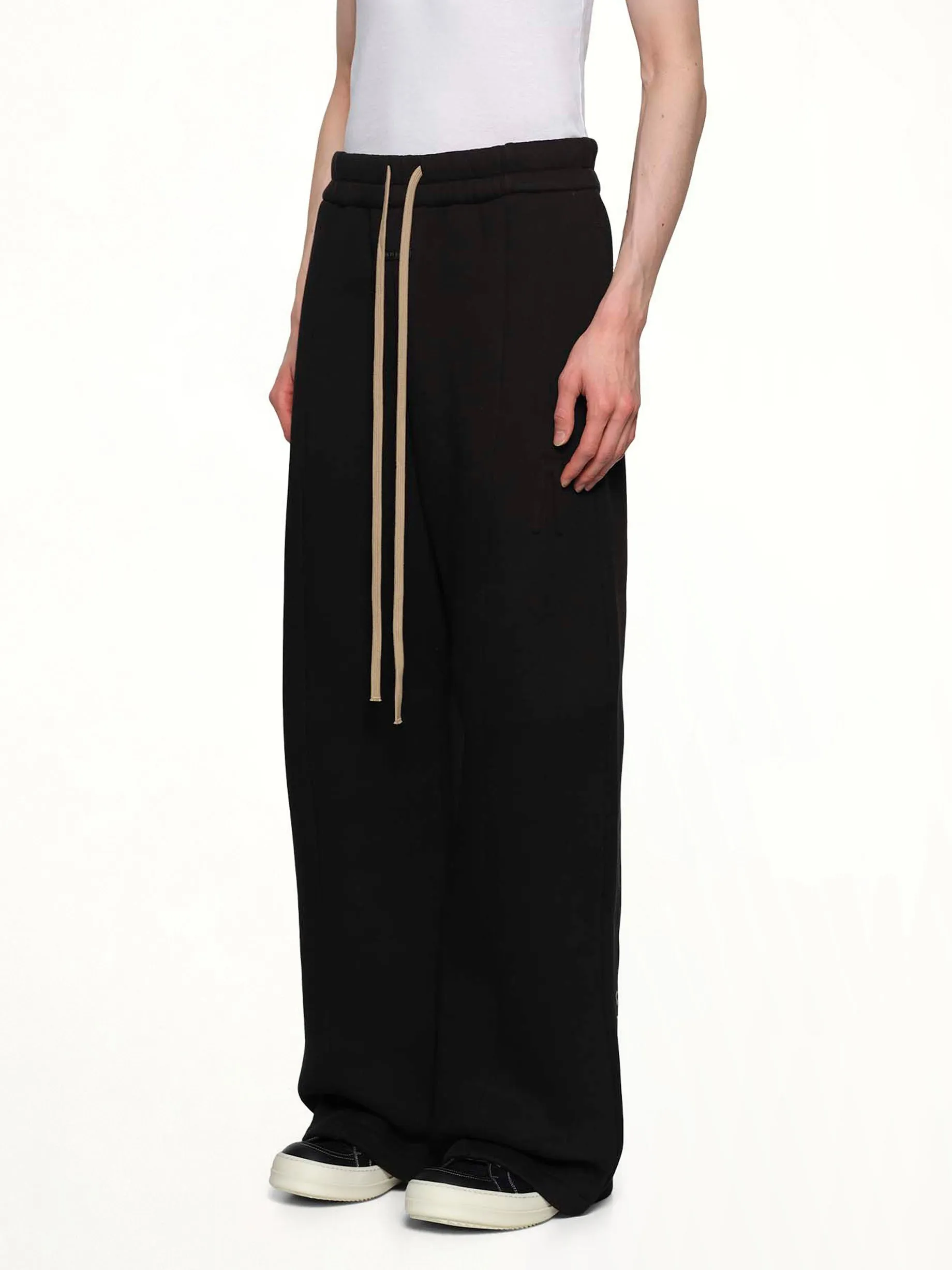 Wide Leg Sweatpant in Black sold by MARAIS product image thumbnail 3